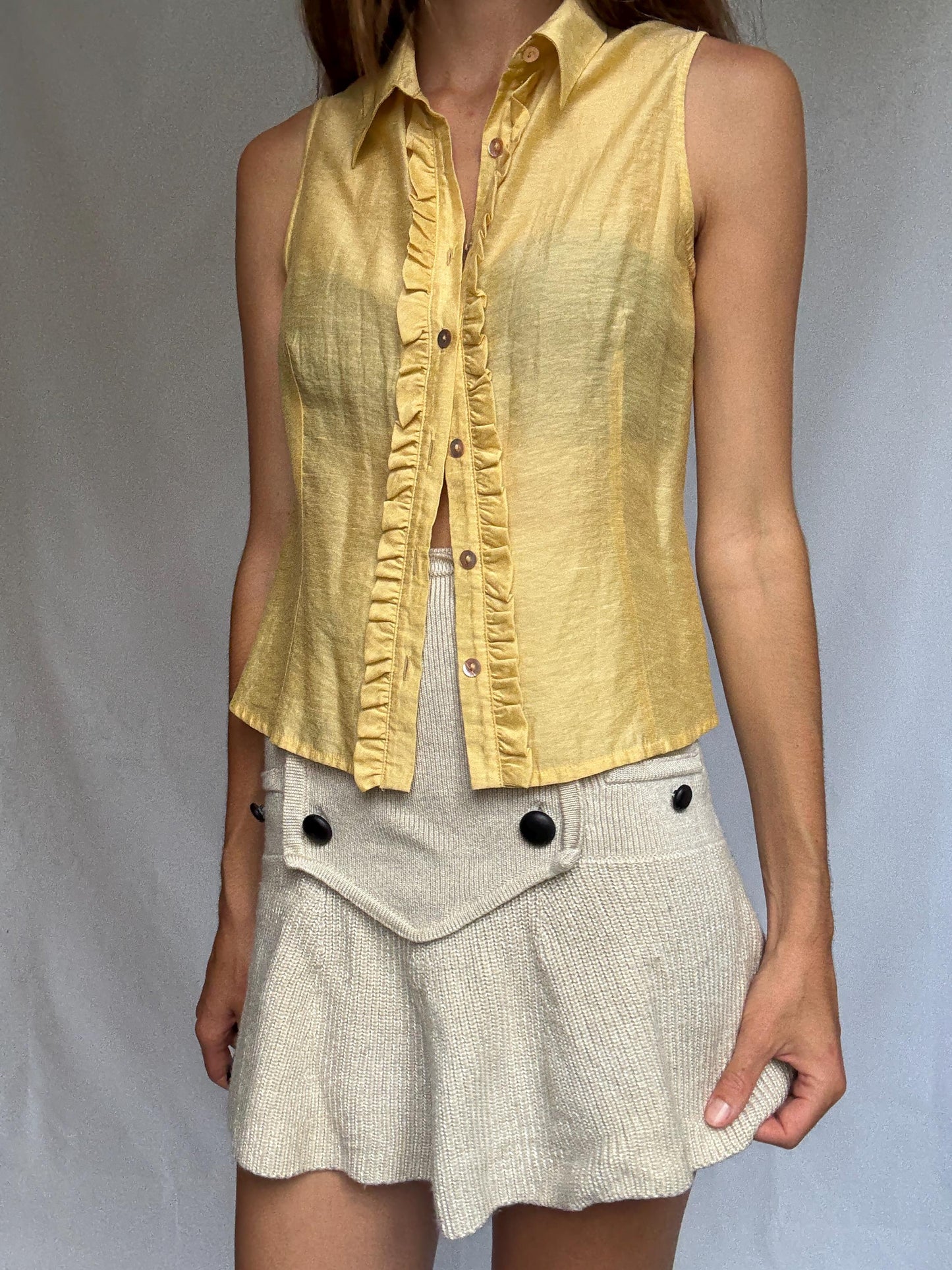 Vintage yellow sleeveless blouse with ruffle trim, Made in Spain, soft viscose silk blend, size 38 button-up summer top