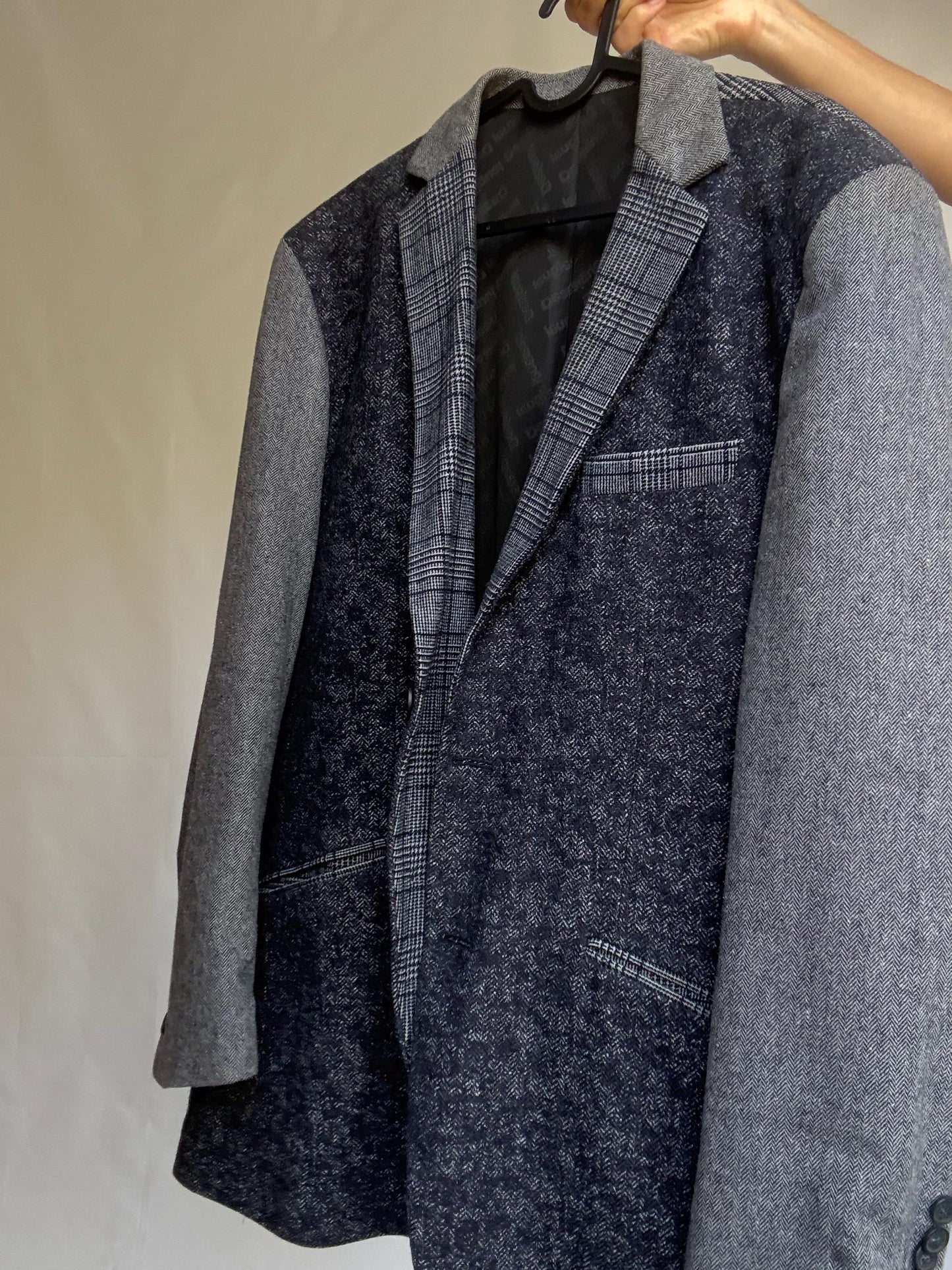 Vintage Desigual Oversized Blazer – Wool Cotton Mix, Size 54 Mens, Unisex Fit, Model-Off-Duty Look