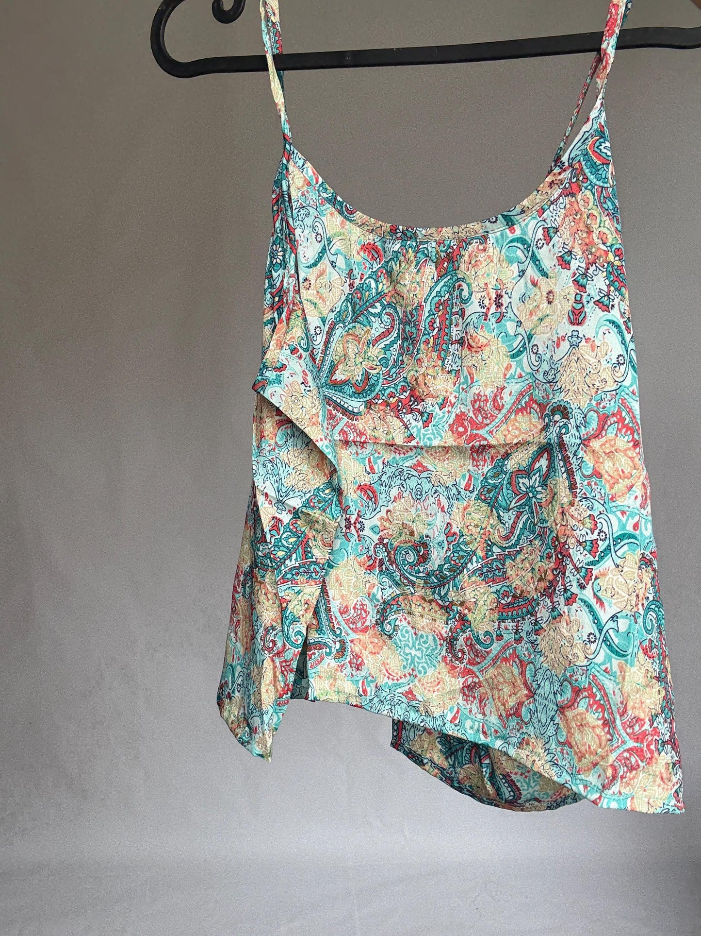 Boho silk camisole top – tropical floral embroidery, open front cut, Coachella-style festival look, 70% silk, fits size S/M, Y2K vibe