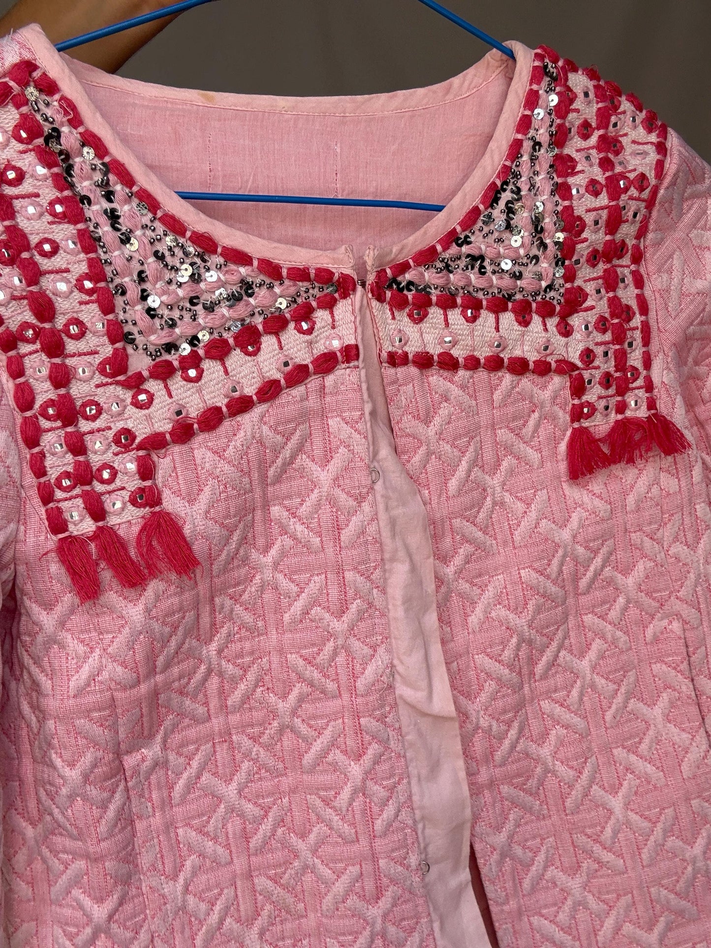 Pink Embellished Jacket with Sequins and Tassels – Barbiecore Cropped Blazer – Textured Boho Partywear XXS - XS