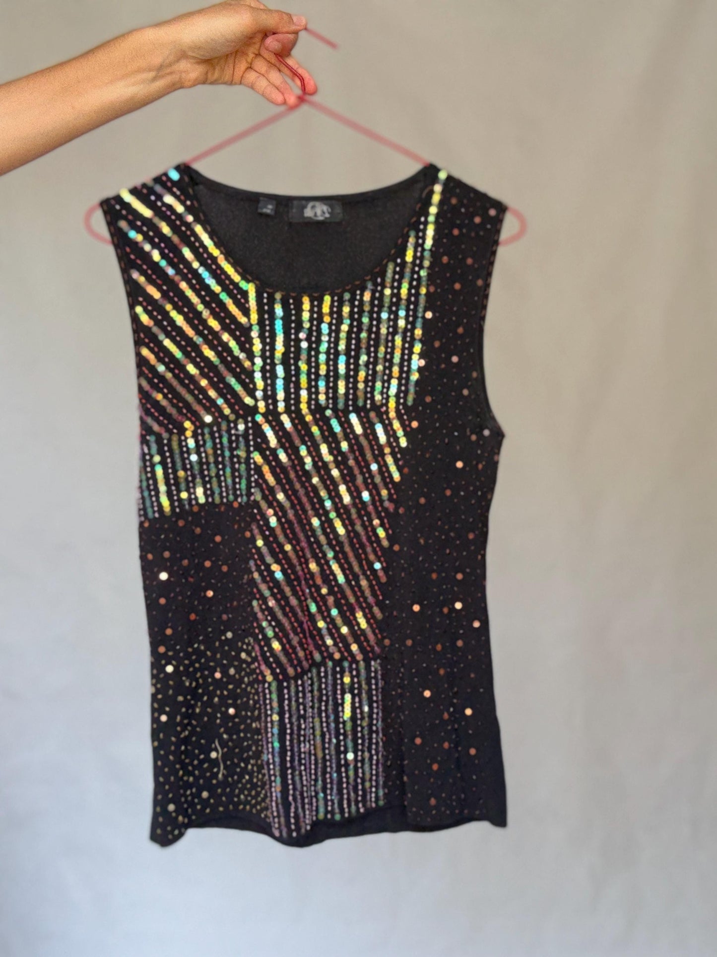Y2K black sequin sleeveless top – 2000s retro party camisole with glittery geometric design, fun evening outfit – Size UK M/L