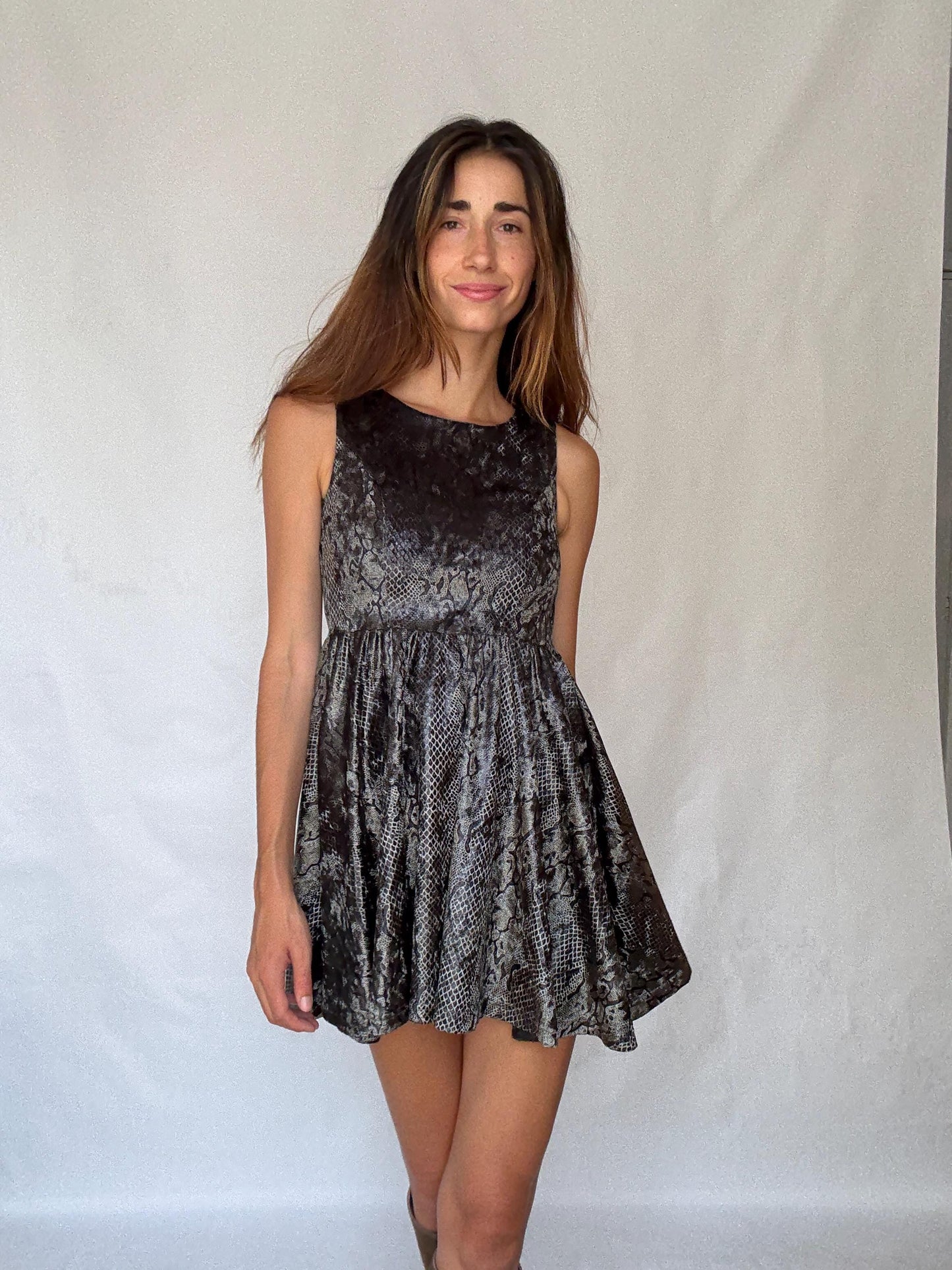 Y2K Snakeskin Velvet Mini Dress – Shiny Sleeveless Grunge Party Fit, Grey & Black Animal Print, Small Size, Alt Petite Glam Style