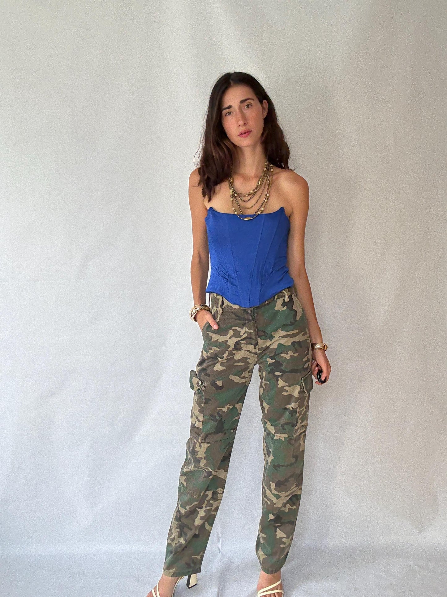 Vintage Y2K Cargo Pants in Camouflage Cotton Blend – Inspired by Christina Aguilera's Iconic Streetwear Aesthetic – Size Large