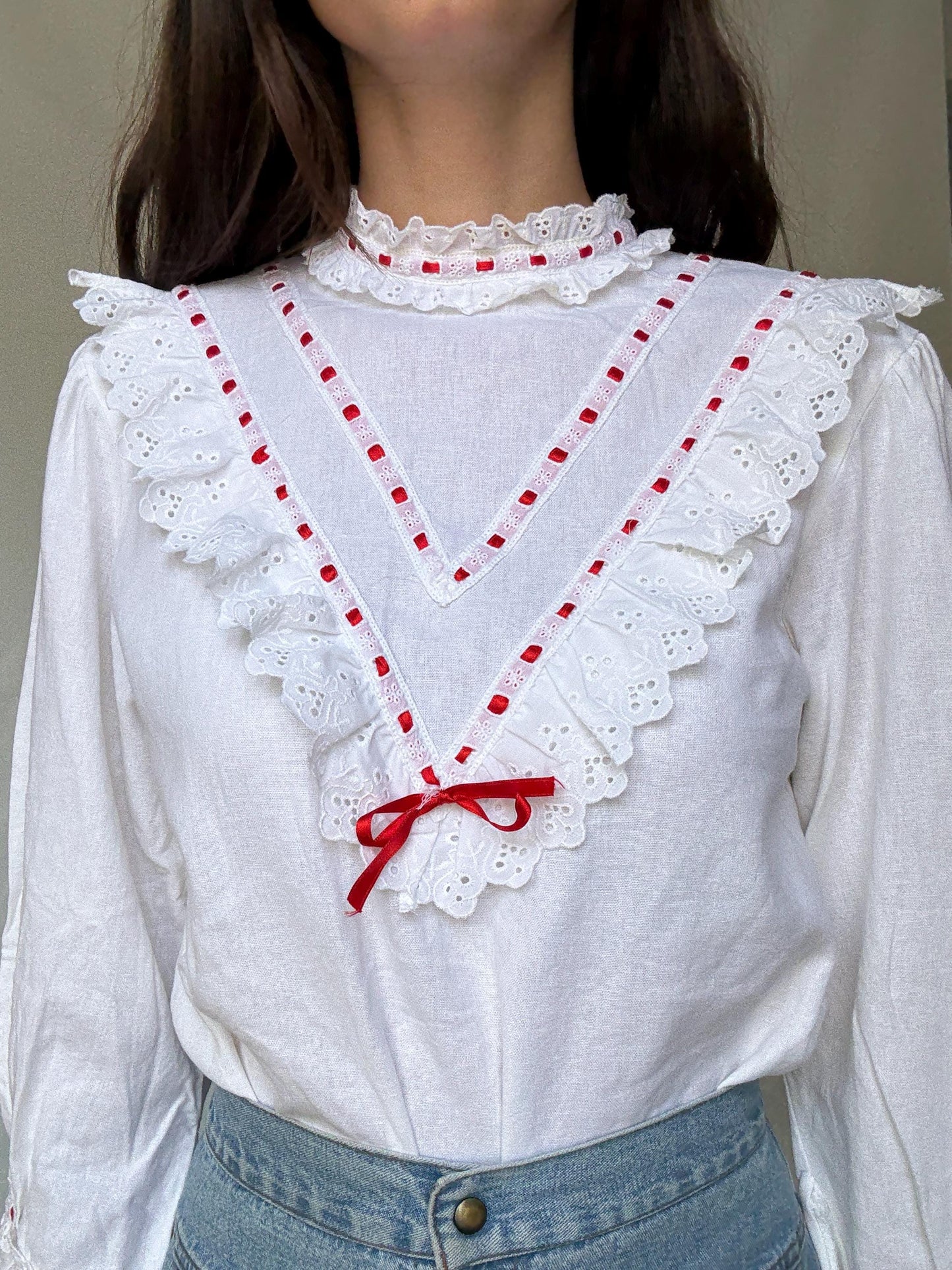 Vintage white lace blouse, linen viscose blend, relaxed fit, red ribbon detail, cottagecore folklore, US L, feminine style