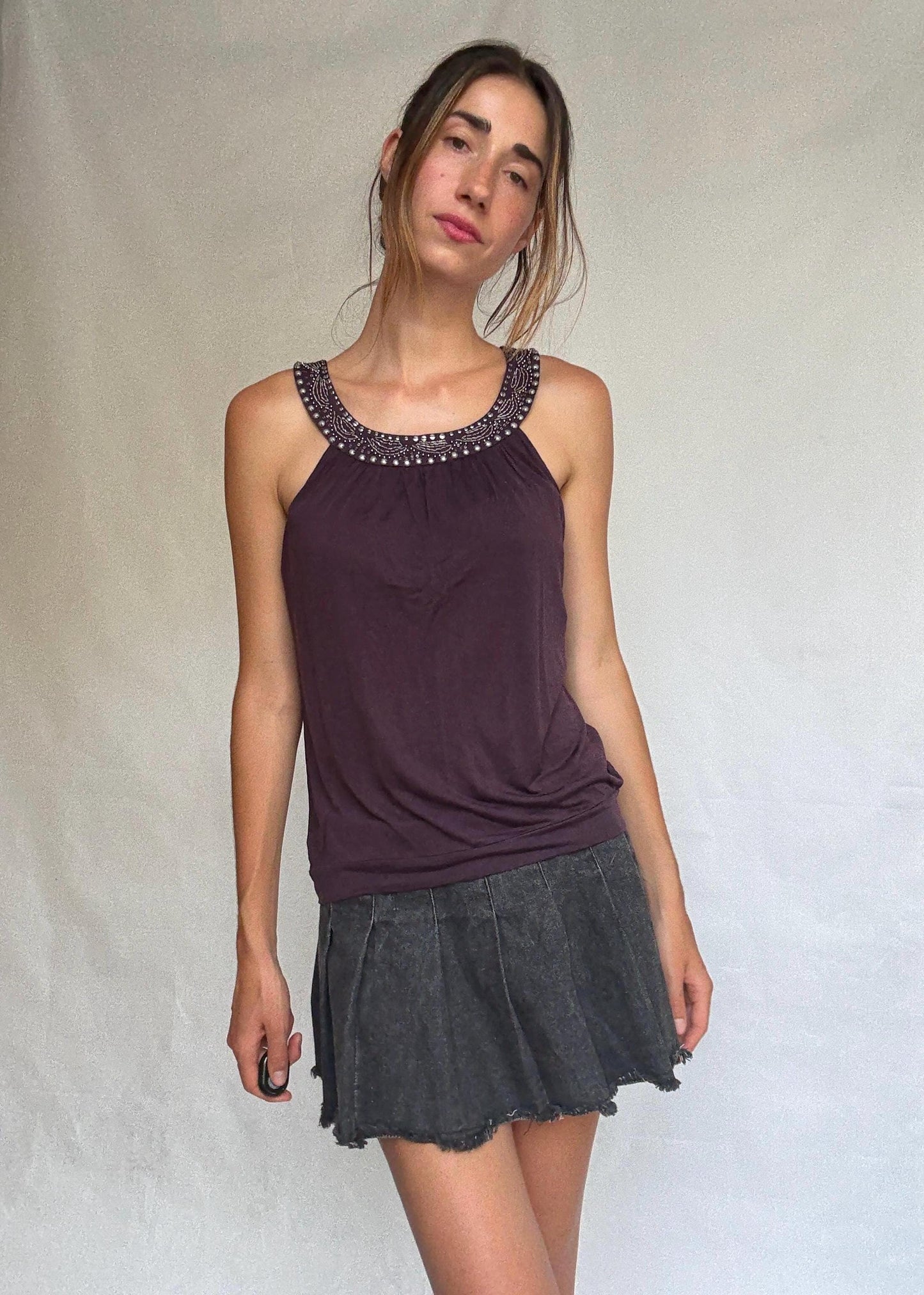 Vintage-style Massimo Dutti sleeveless top with embellished neckline – soft fabric, elegant fit, rich plum tone (Size M)