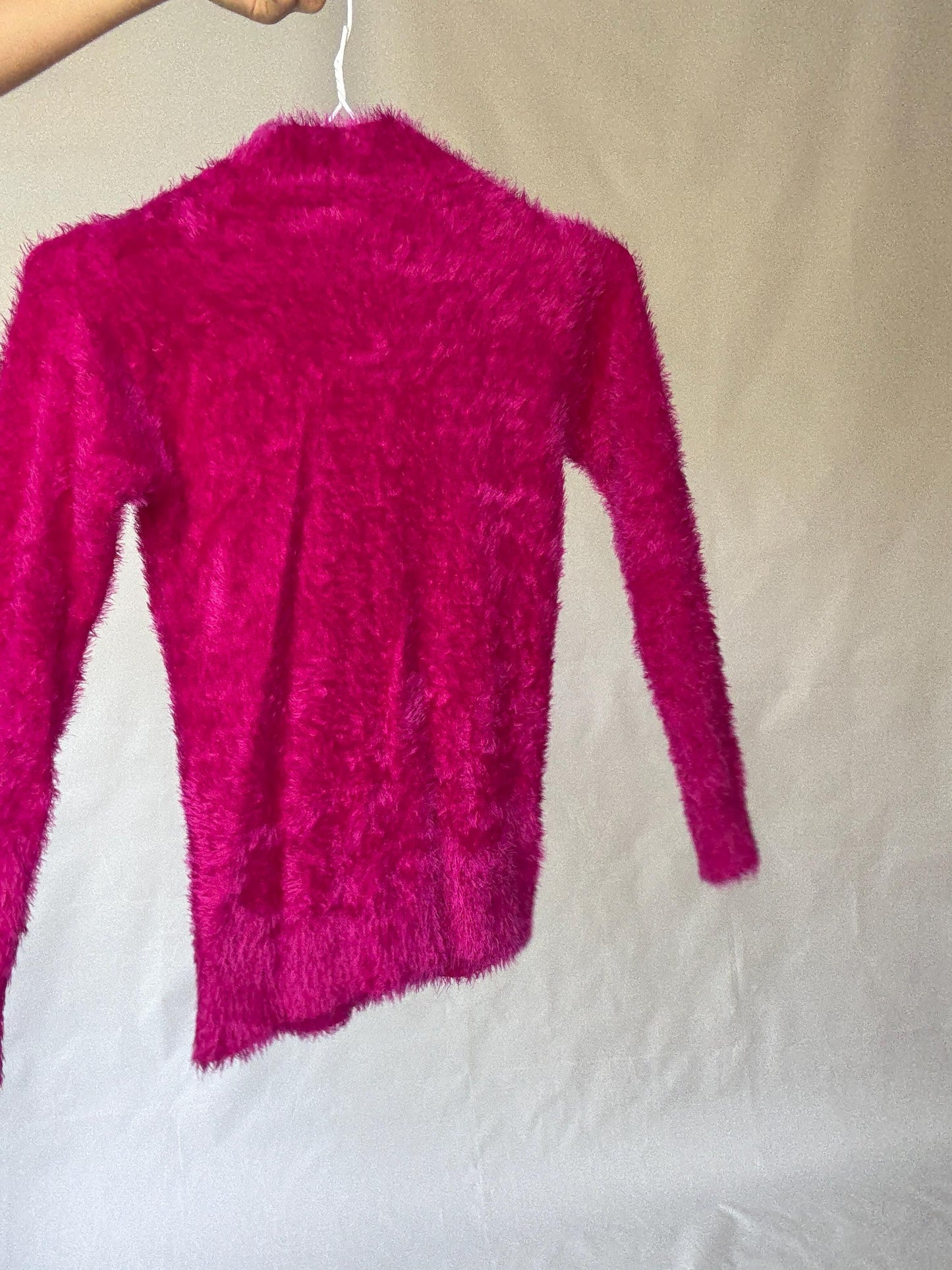 Y2K Vibrant pink jumper, cotton feel, relaxed fit, fluffy texture,90s Nicole richie style, US S, streetwear fun