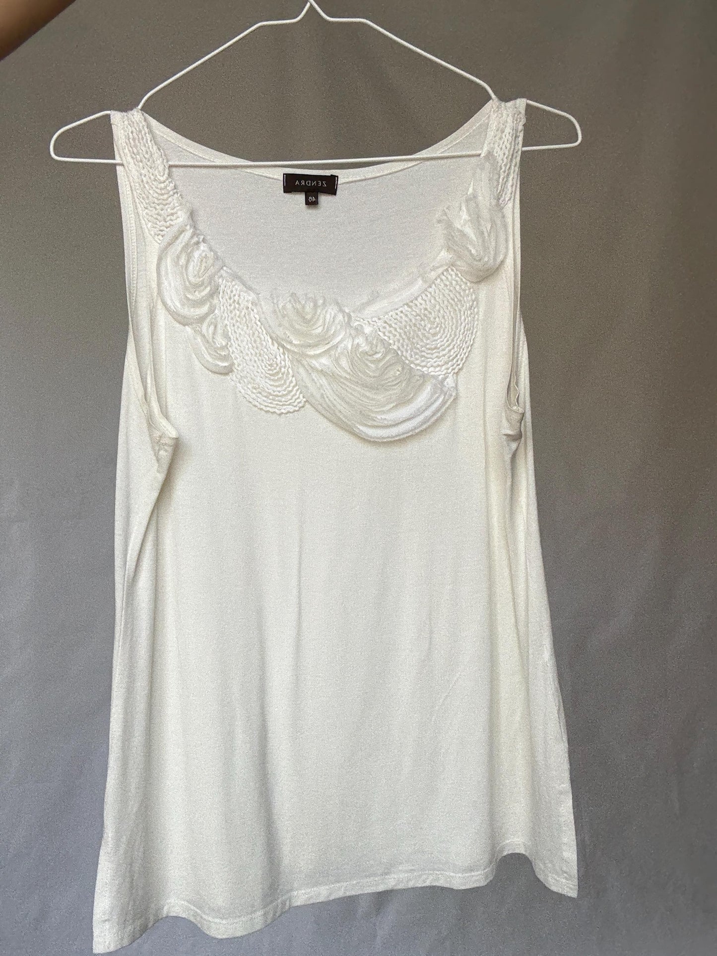 Zendra white camisole top, cotton feel, flowy fit, floral applique neckline, romantic chic, EU 46, casual everyday