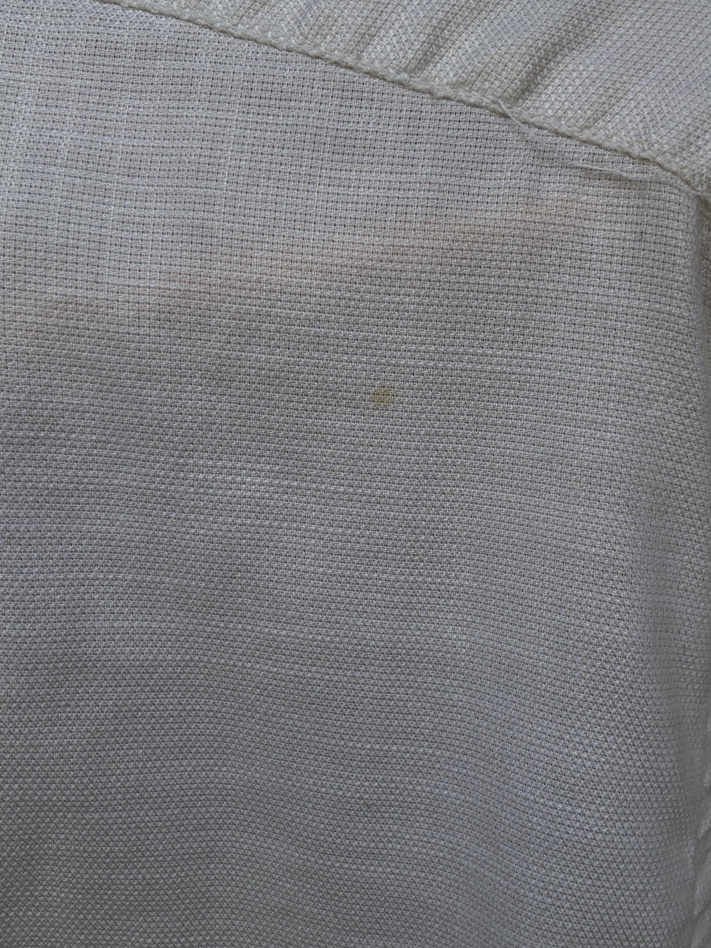 Alvo white button, up shirt, cotton feel, classic fit, button front, chest pocket detail, minimalist, US L, versatile casual or formal wear