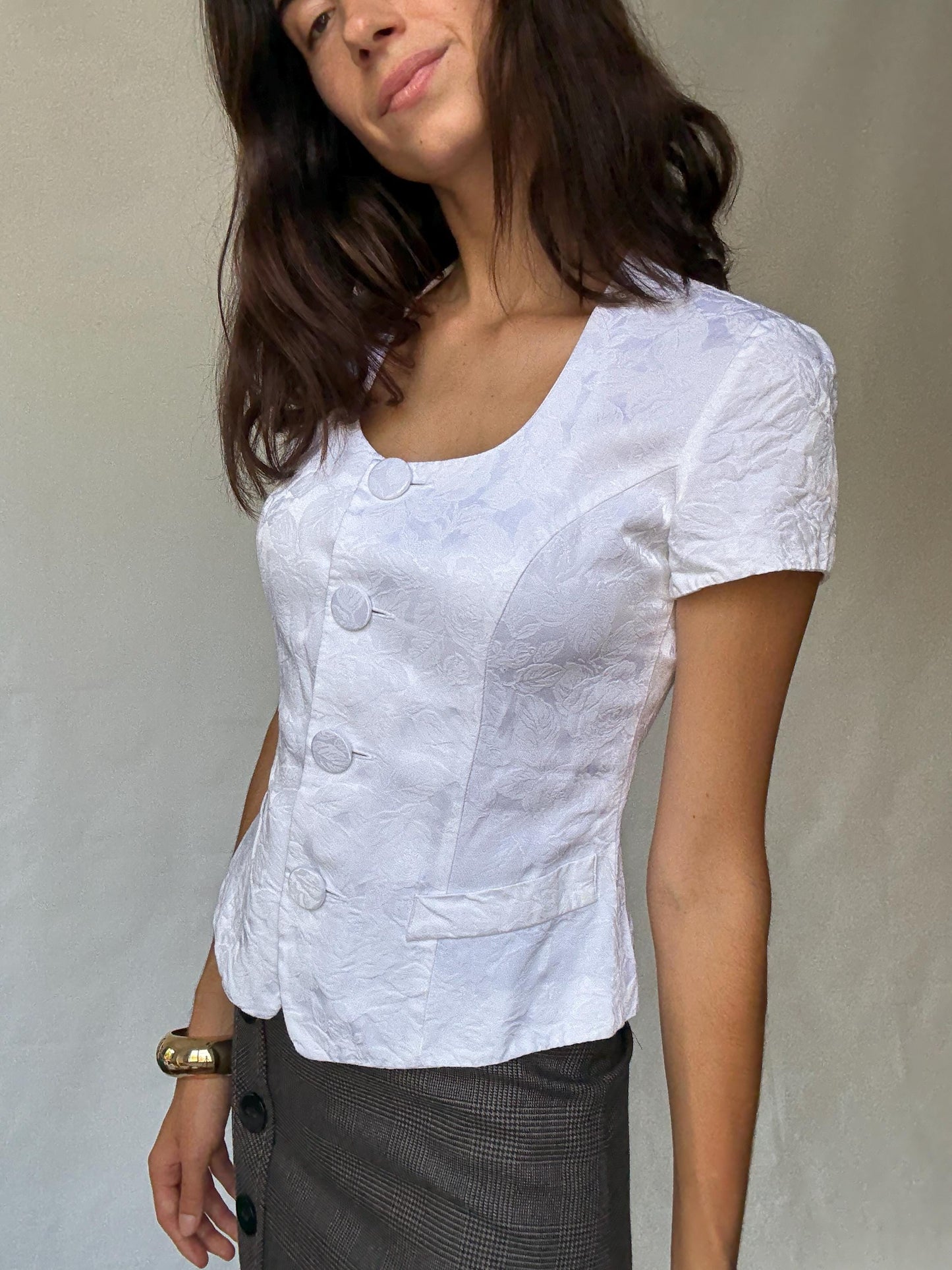 Vintage white blouse, fitted silhouette, floral damask pattern, romantic French aesthetic, Laura Marling, US S, evening wear