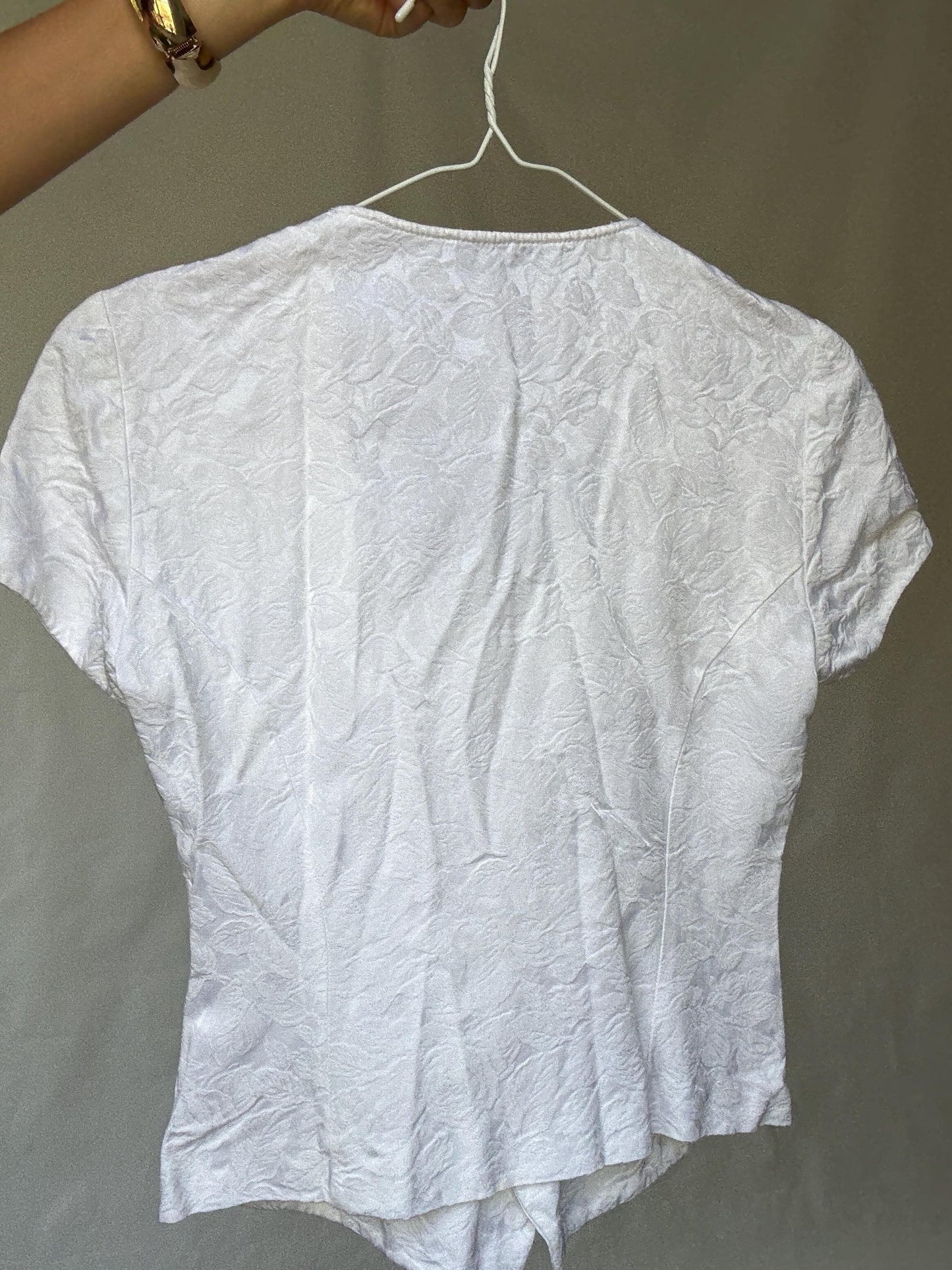 Vintage white blouse, fitted silhouette, floral damask pattern, romantic French aesthetic, Laura Marling, US S, evening wear