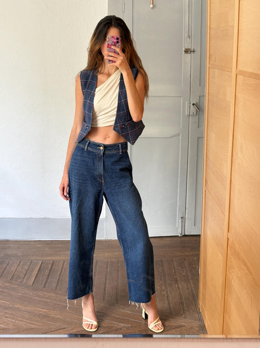 Vintage navy plaid waistcoat, wool feel, tailored fit, single button detail, dark academia, US S, campus style