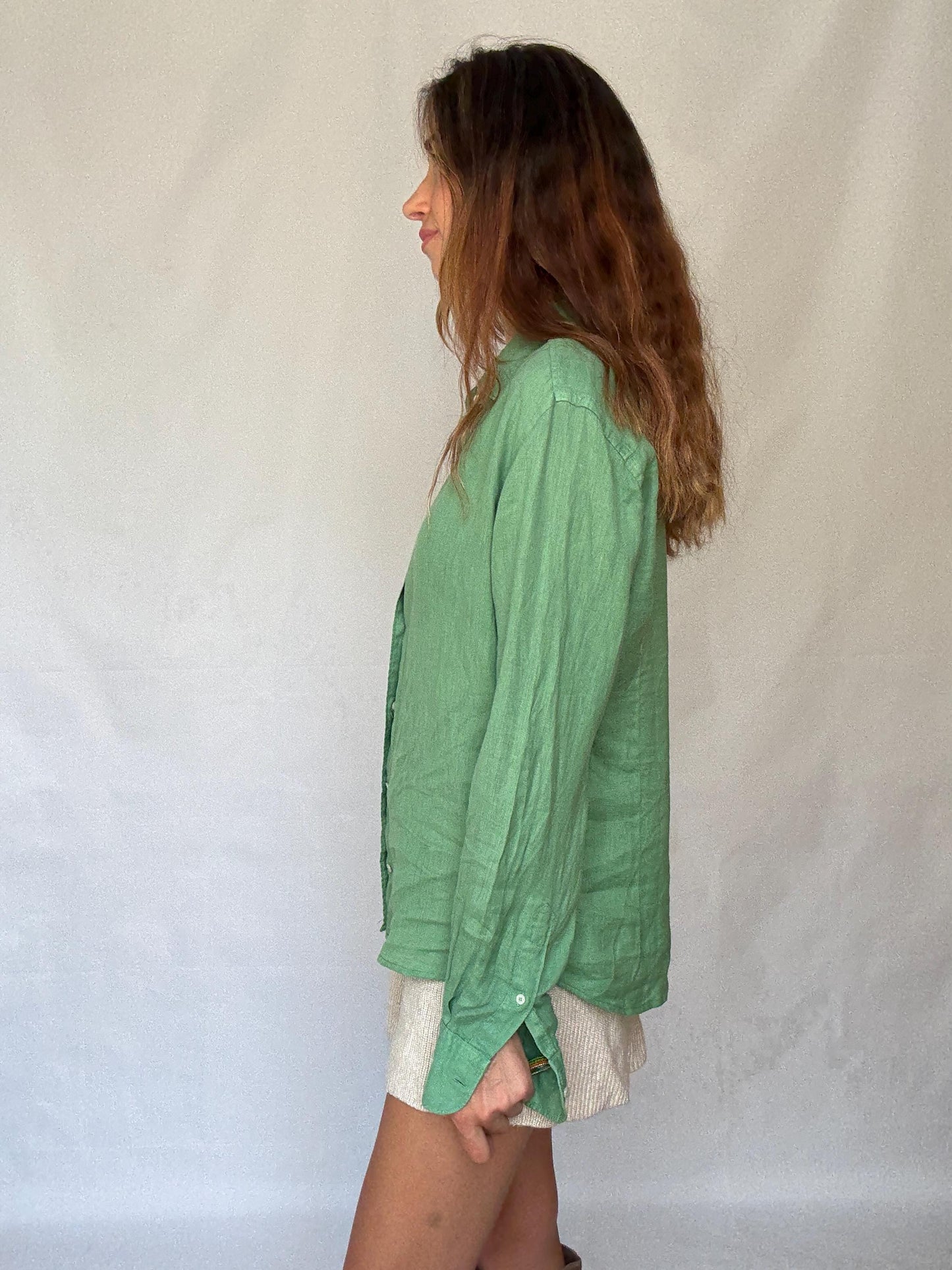 apple Green Massimo Dutti 100% linen shirt - Size EUR L – versatile unisex button-up in fresh trendy green, tie-front or classic fit