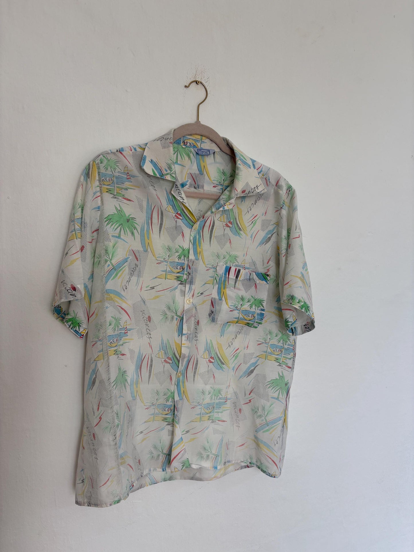 Vintage Men's Short Sleeve Button-Up Shirt with Pastel Tropical Print, Casual Relaxed Style, 1980s Fashion, David Bowie Style, US XL