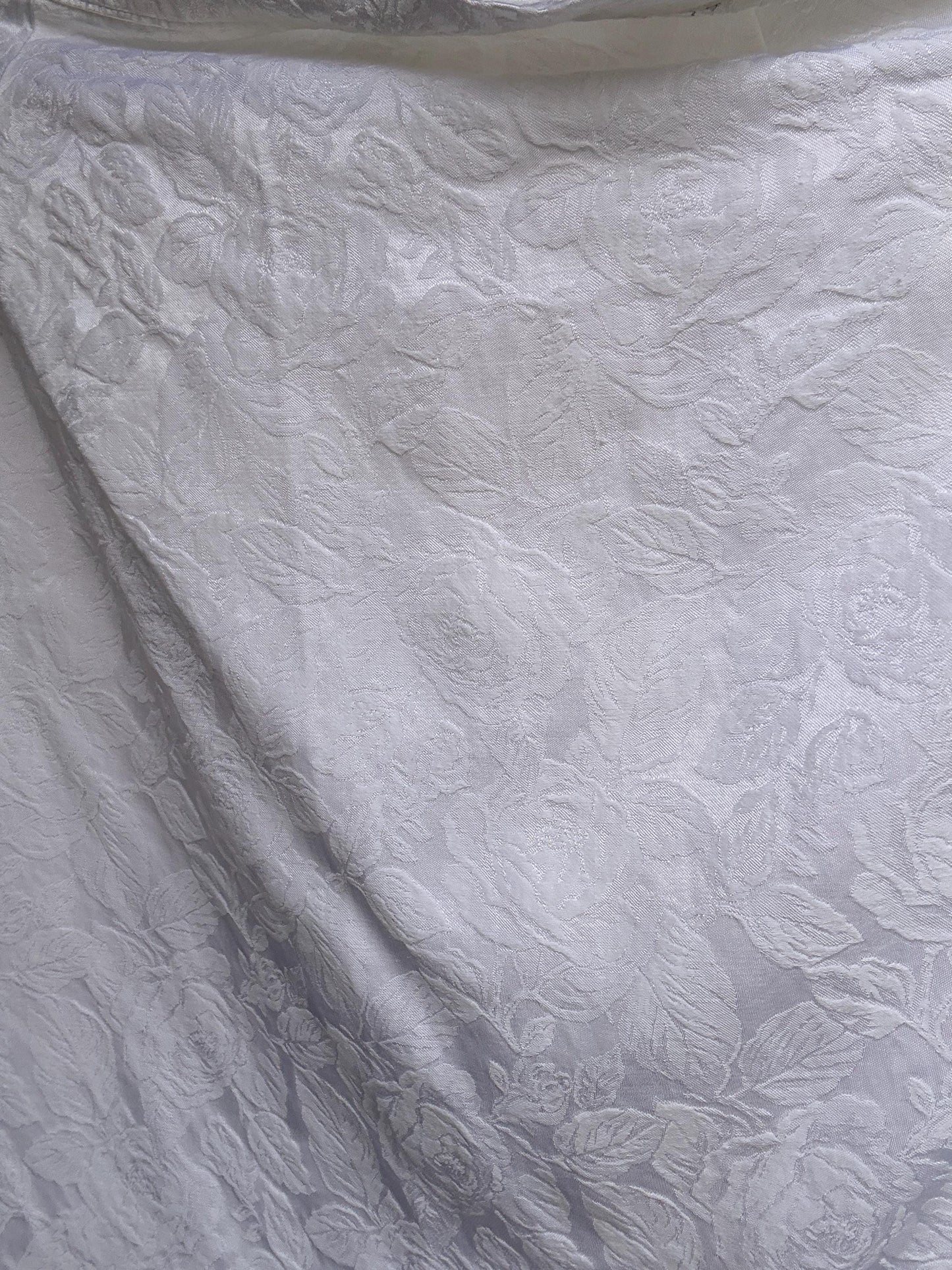 Vintage white floral skirt, cotton viscose blend, straight fit, textured floral pattern, minimalist Rooney Mara style, US M