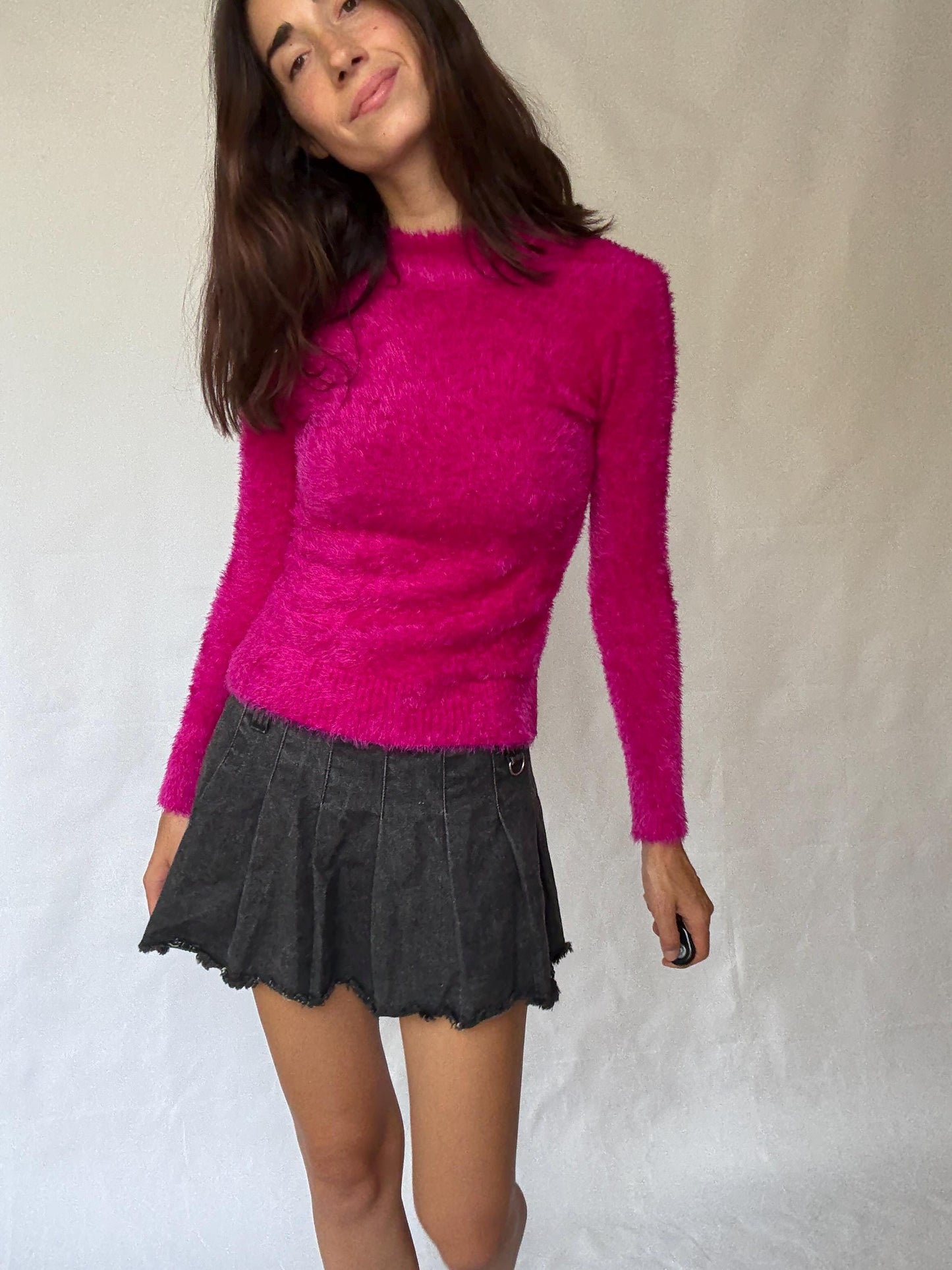 Y2K Vibrant pink jumper, cotton feel, relaxed fit, fluffy texture,90s Nicole richie style, US S, streetwear fun