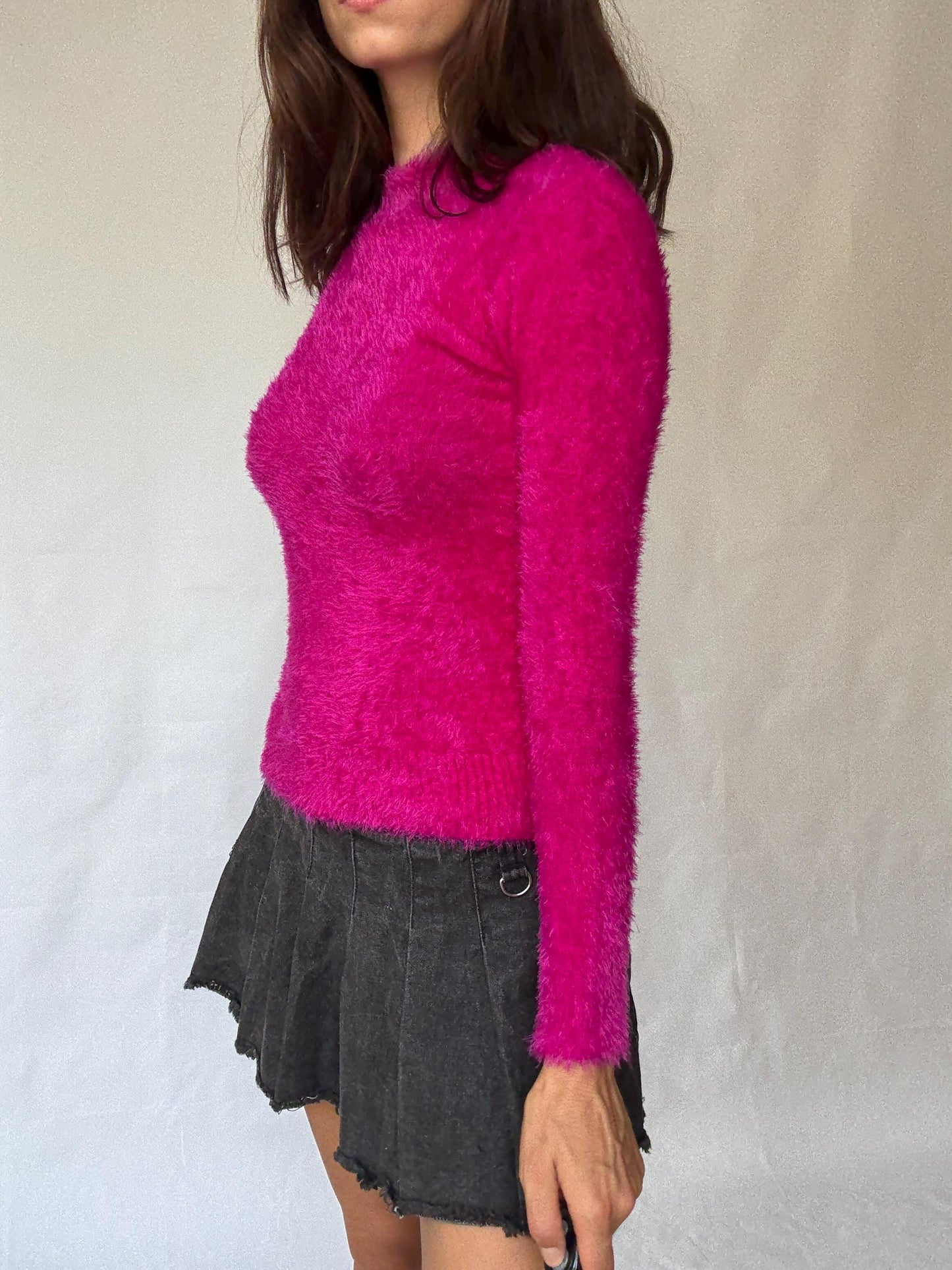 Y2K Vibrant pink jumper, cotton feel, relaxed fit, fluffy texture,90s Nicole richie style, US S, streetwear fun