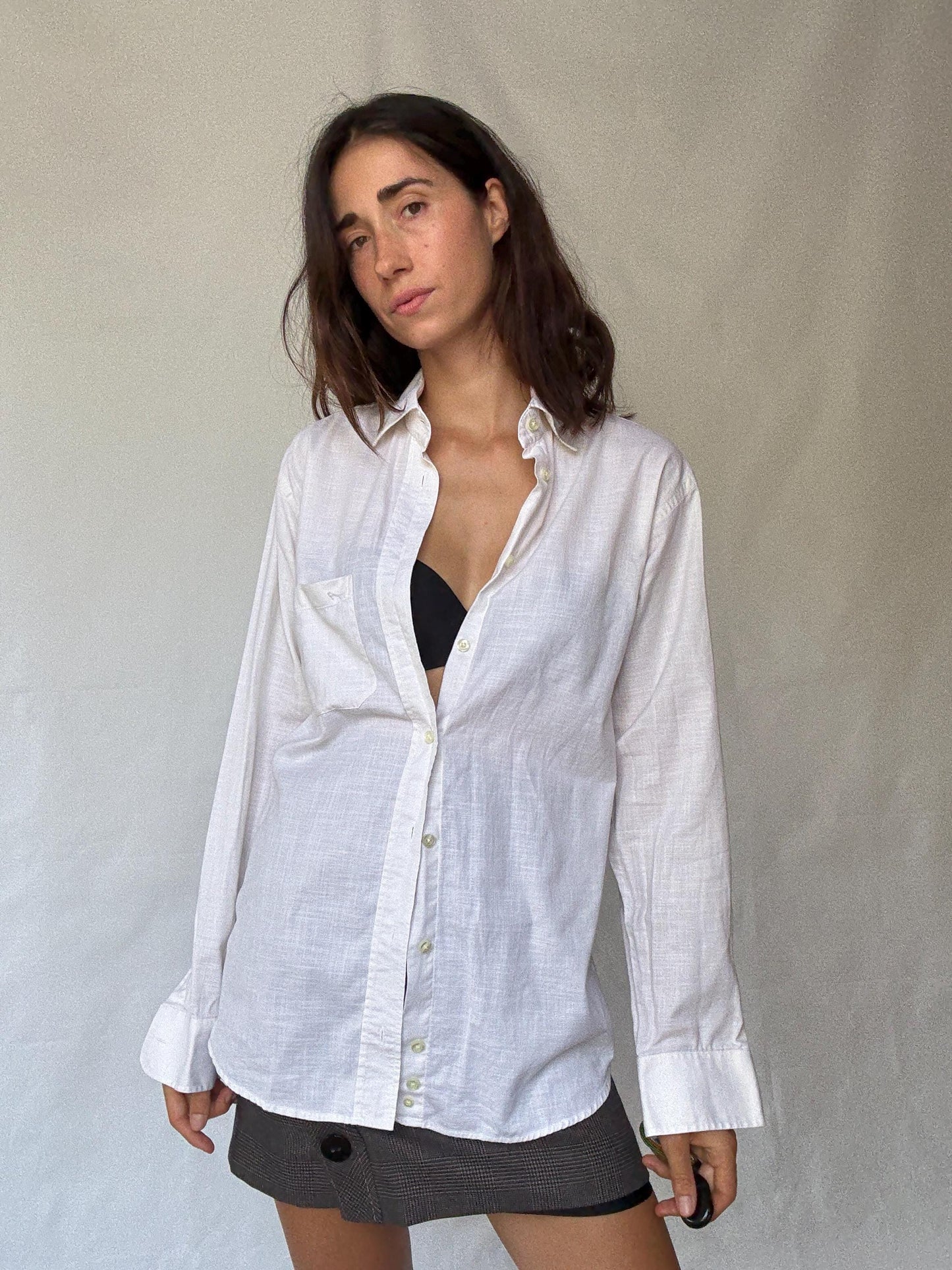 Alvo white button, up shirt, cotton feel, classic fit, button front, chest pocket detail, minimalist, US L, versatile casual or formal wear