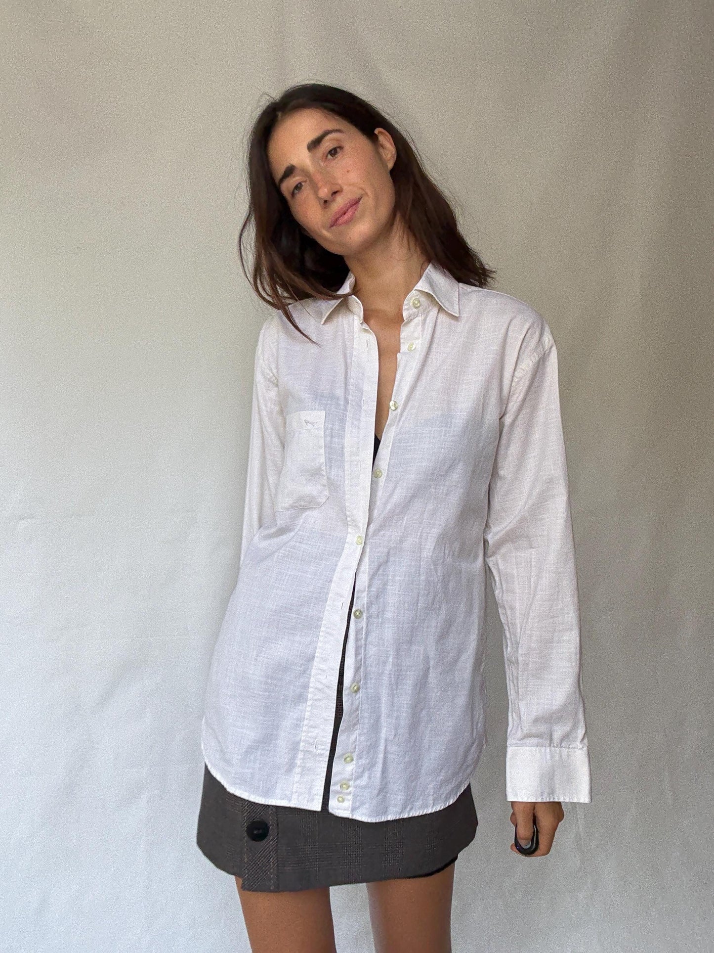 Alvo white button, up shirt, cotton feel, classic fit, button front, chest pocket detail, minimalist, US L, versatile casual or formal wear