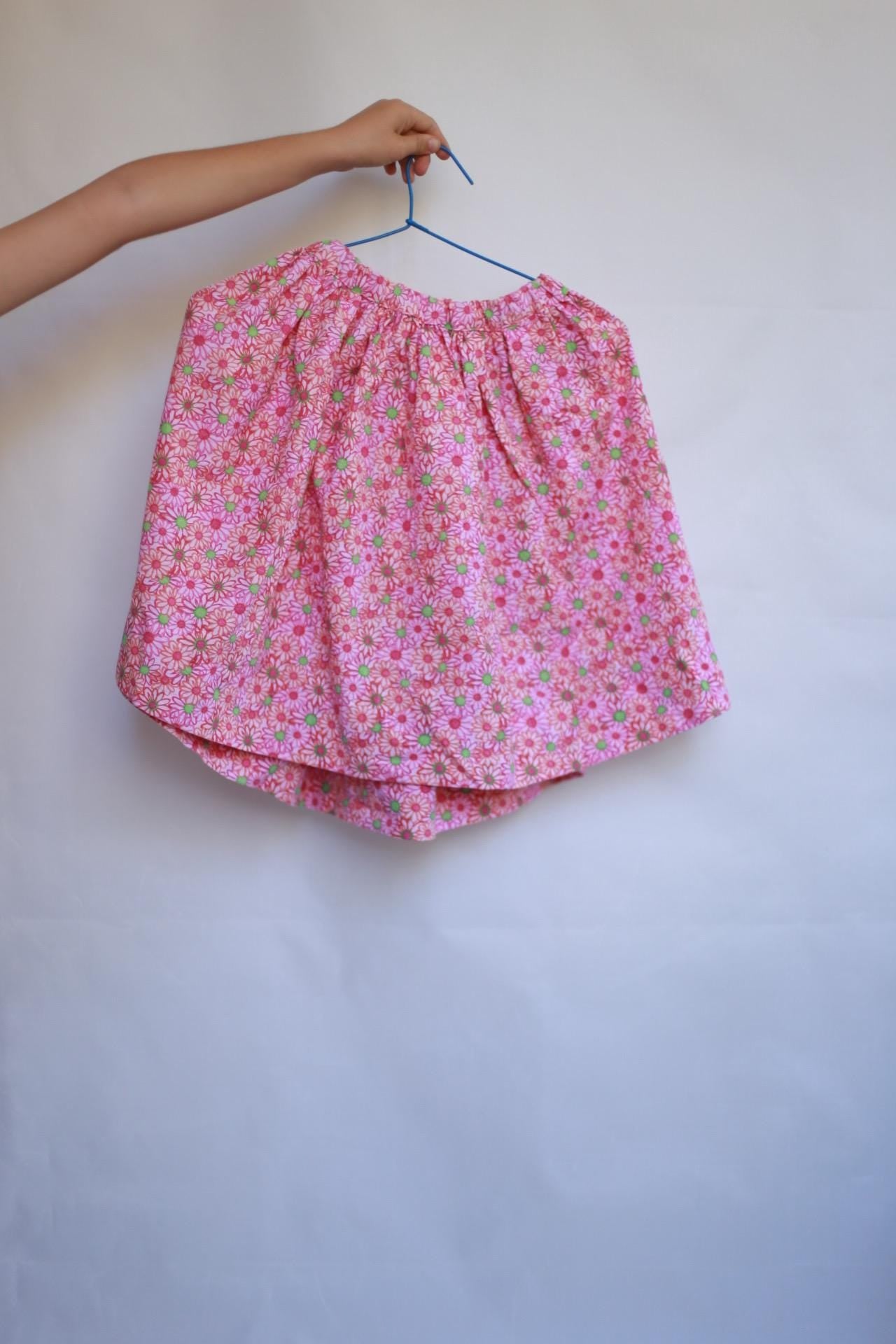 Simonetta Vintage pink floral skirt, playful spring summer wear, Colourful cottagecore aesthetic, Elle Fanning, casual daywear, EU 110