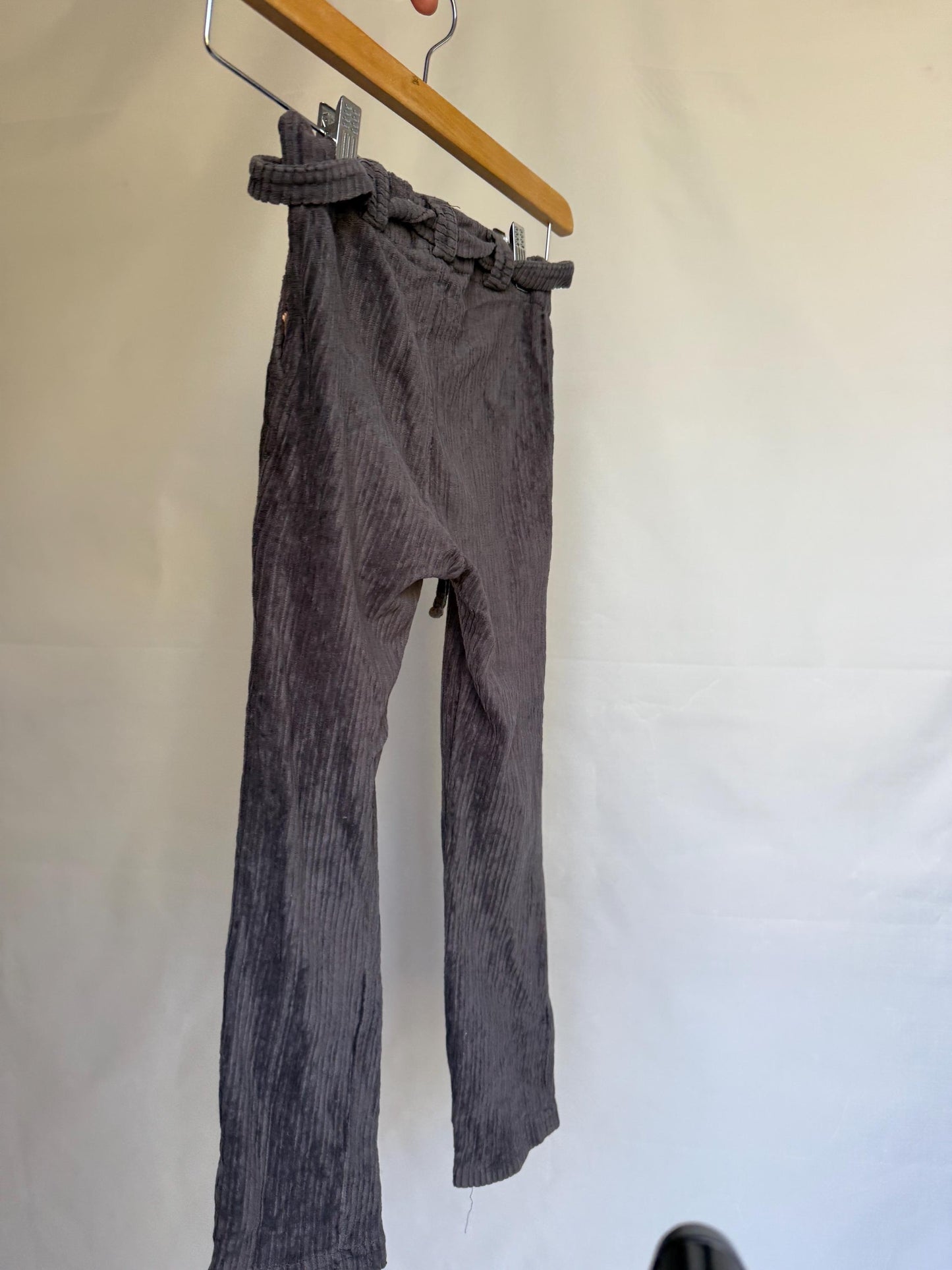 Baba brand gray ribbed pants, elastic waist with bow tie, corduroy, casual streetwear, size 122, everyday play
