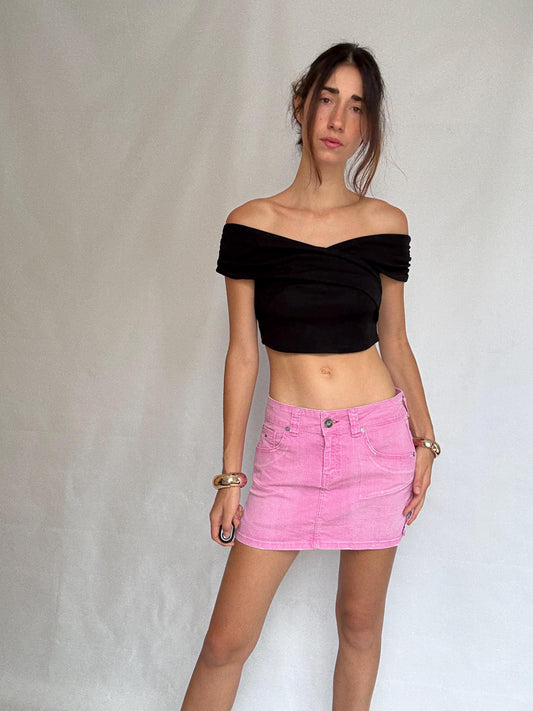 Tommy Hilfiger Pink denim mini skirt, structured fit, front button and zip, logo detail, casual streetwear, US M, versatile outings