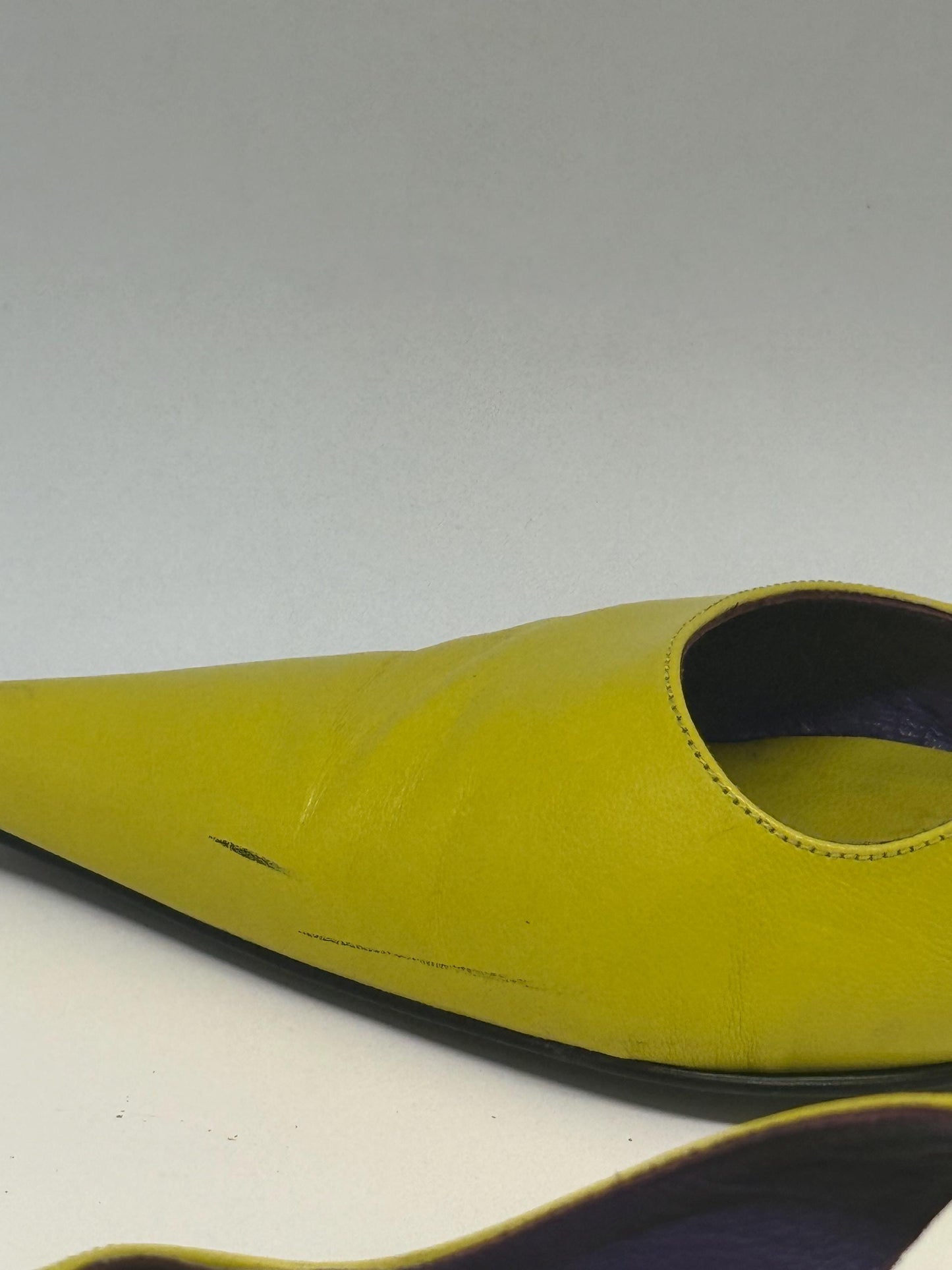 Y2K lime green heels, pointed toe, slingback style, EU 41, retro 2000s Kylie Minogue vibe, party statement shoes