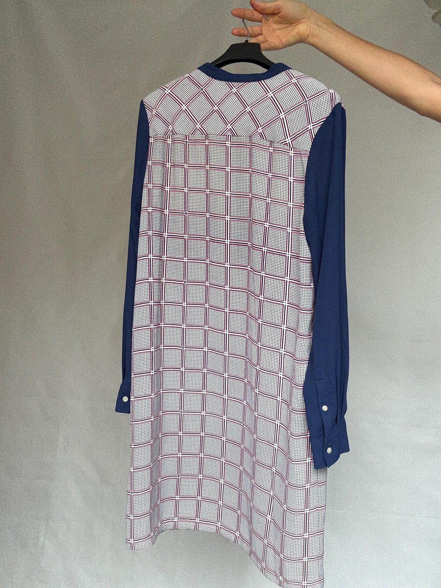 Tommy Hilfiger red and blue checkered dress, Lightweight summer dress, Loose fit casual streetwear, Size 4