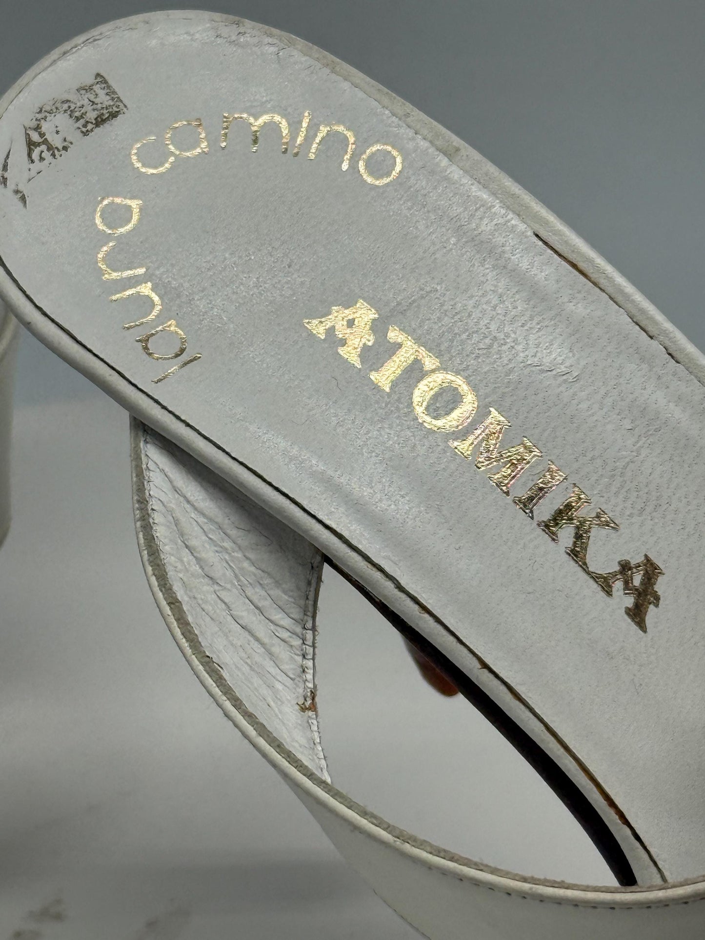 Laura Camino white leather mules, genuine leather, pointed toe, made in spain, turquoise embellishments, minimalist modern, US 7.5, EU 38