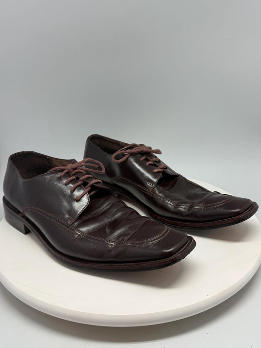 Dark brown leather dress shoes, genuine leather, lace up style, decorative stitching, elegant Tom Hiddleston vibe, EU 43, formal occasion