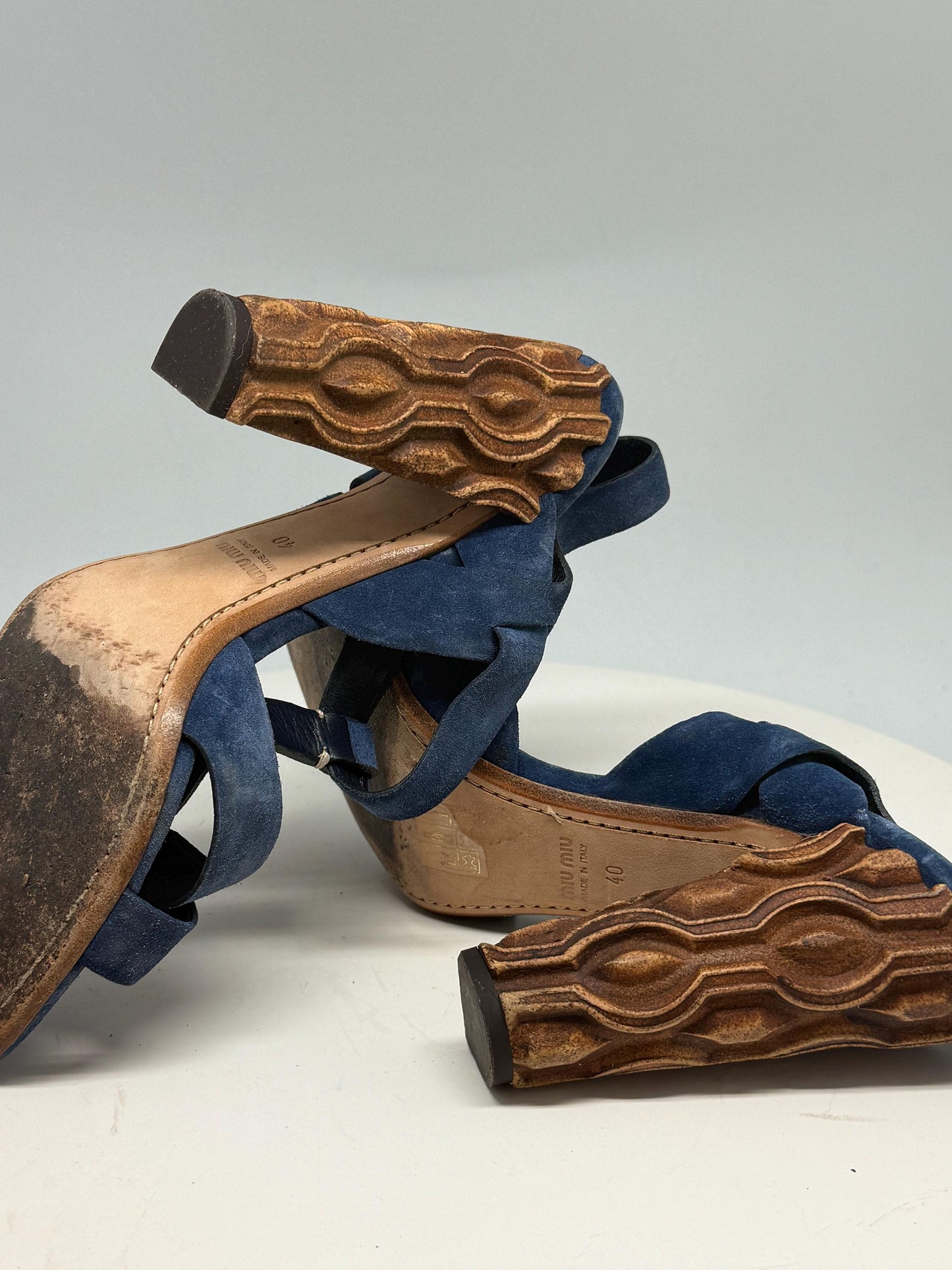 Vintage Miu Miu blue suede high heels, wooden heel, open toe,