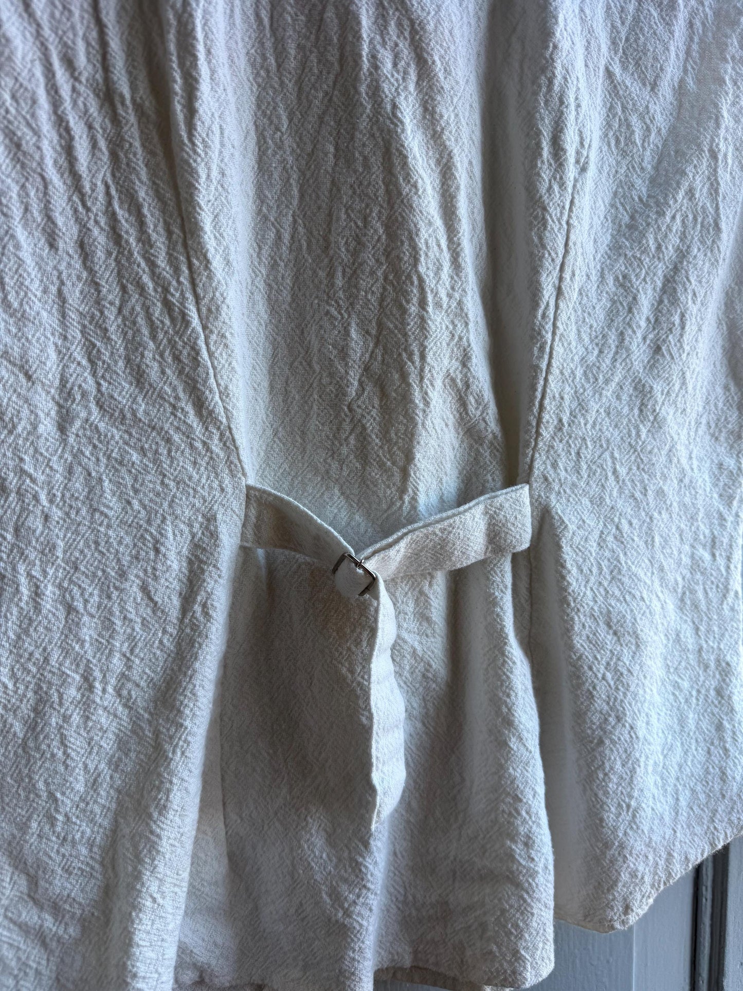 Vintage White Cotton Sleeveless Camisole — additional view 13