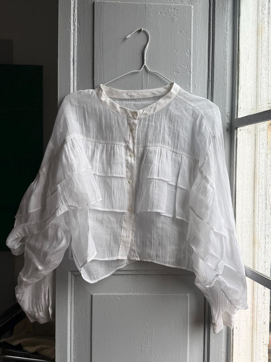 White Cotton Cropped Blouse With Ruffles — detail