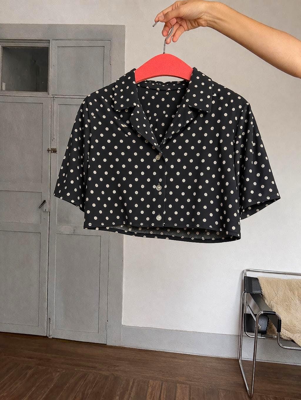 Vintage Y2K Cropped Button-Up Blouse — additional view 8