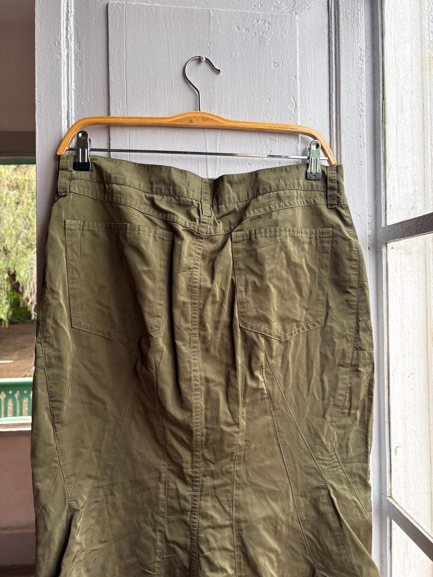 Vintage Jil Sander Olive Green Silk Blend Skirt, Designer Made in Italy, Luxe Chic wardrobe essential, Size 40
