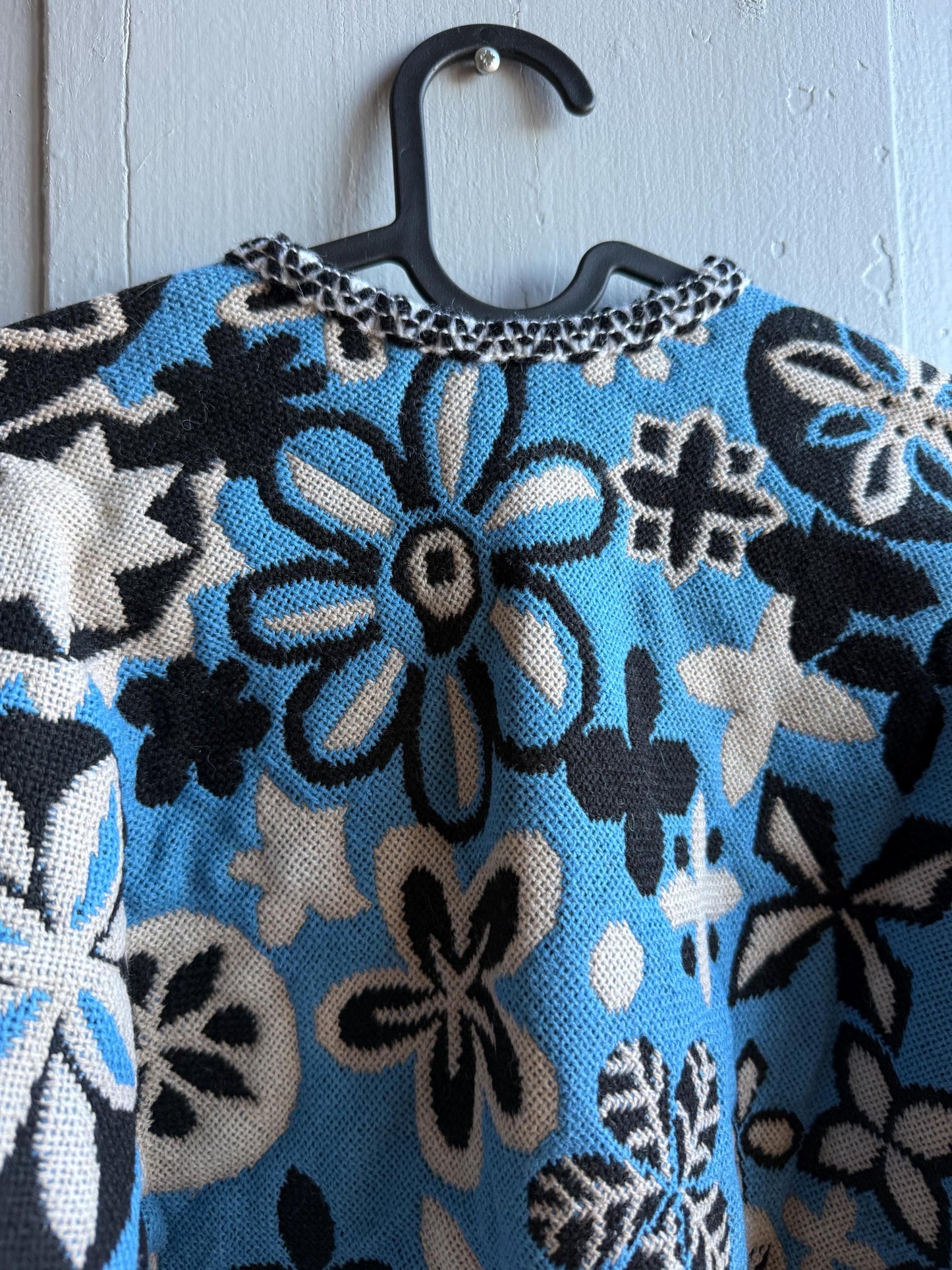 Kids floral poncho, blue wool blend, vintage style, artisan made, Spain