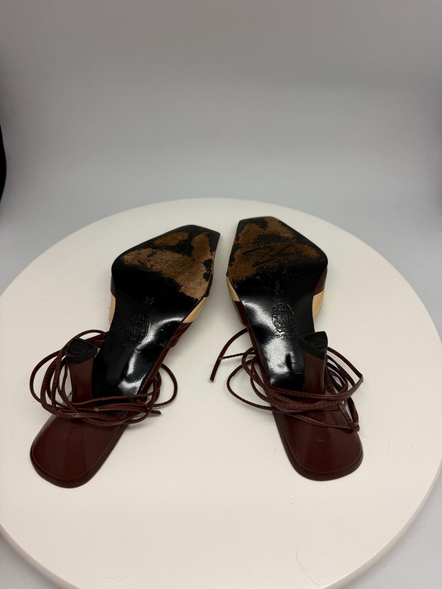 Vintage Antonio Garcia Leather Pumps EU 39 | Brown & Cream Y2K Lace-Up Heels | Pointed Toe Spanish Shoes | Artesania Elda