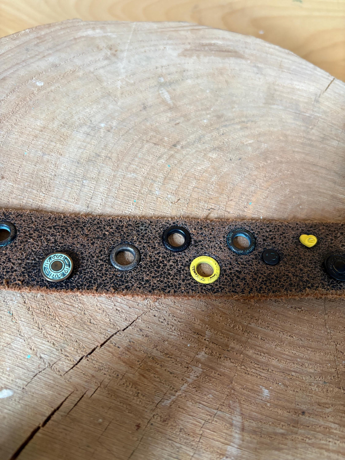 Rip Curl Genuine Leather Belt Brown, Distressed Studded Belt, Surf Style Vintage Leather Belt, Unisex Festival Boho 106 cm