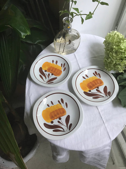 Vintage Floral Breakfast Plate Set of 3 — additional view 5