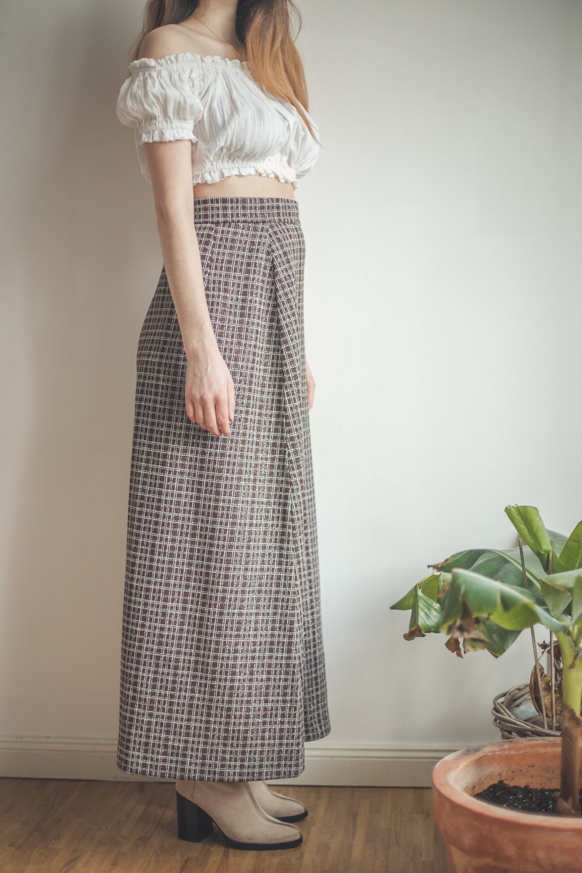 Vintage 70s Checkered Silver Lurex Maxi Skirt - Dark Academia Fashion – High Waist A-Line Disco Skirt – Retro Formal Event or Party Wear