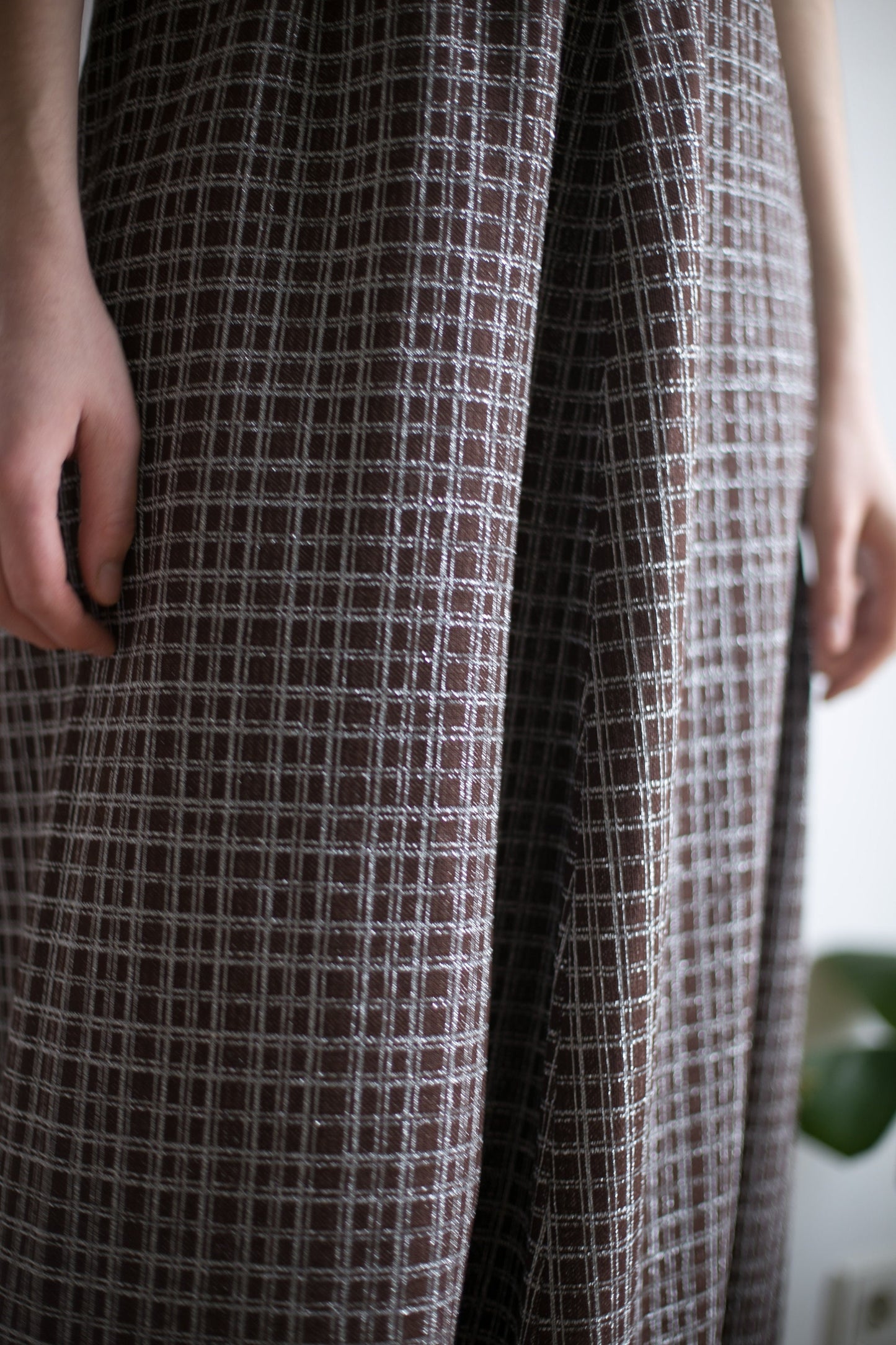 Vintage 70s Checkered Silver Lurex Maxi Skirt - Dark Academia Fashion – High Waist A-Line Disco Skirt – Retro Formal Event or Party Wear