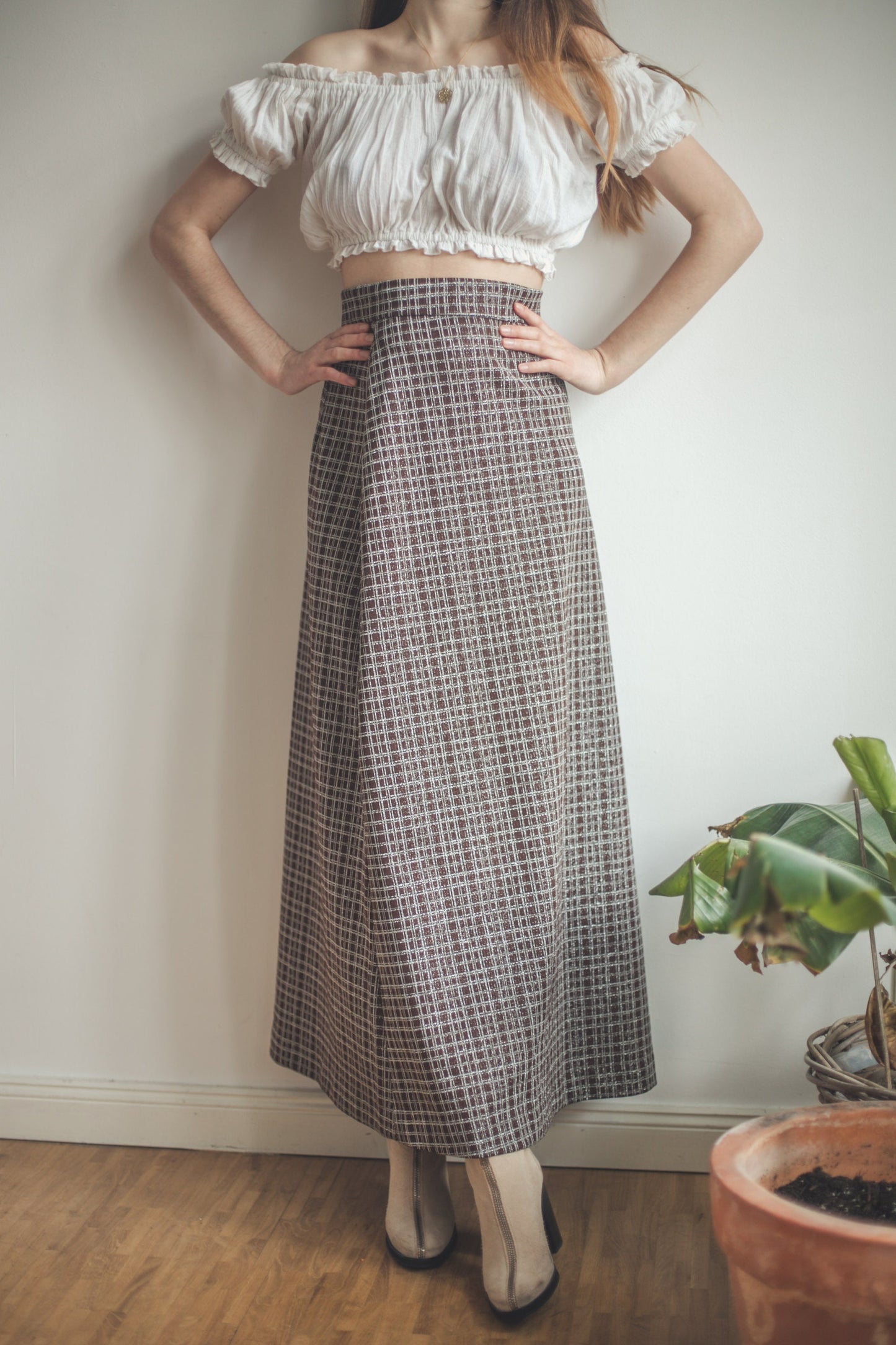 Vintage 70s Checkered Silver Lurex Maxi Skirt - Dark Academia Fashion – High Waist A-Line Disco Skirt – Retro Formal Event or Party Wear
