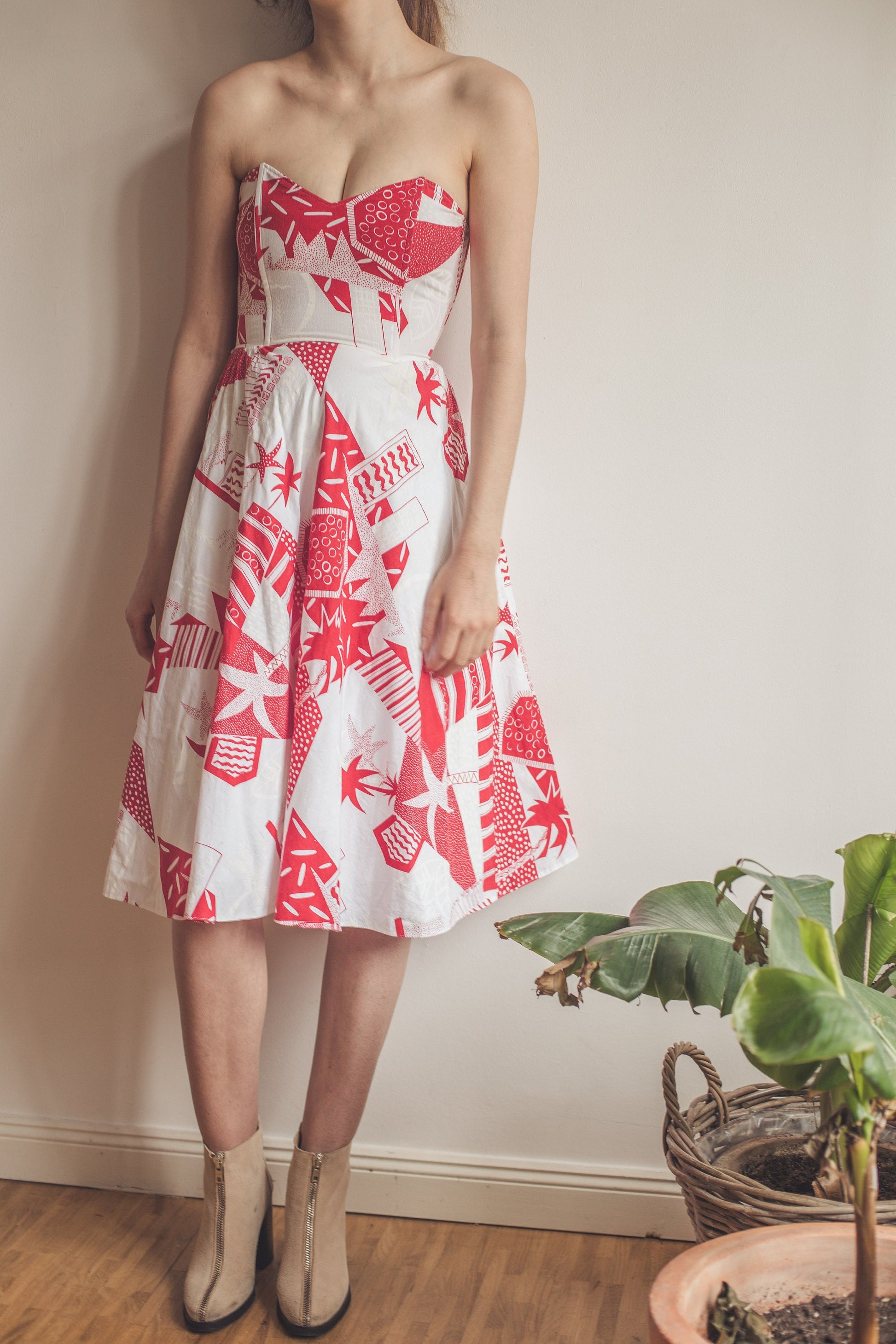 Vintage 80s Rockabilly Dress Red & White Sweetheart Neckline Prom Party Deadstock Summer