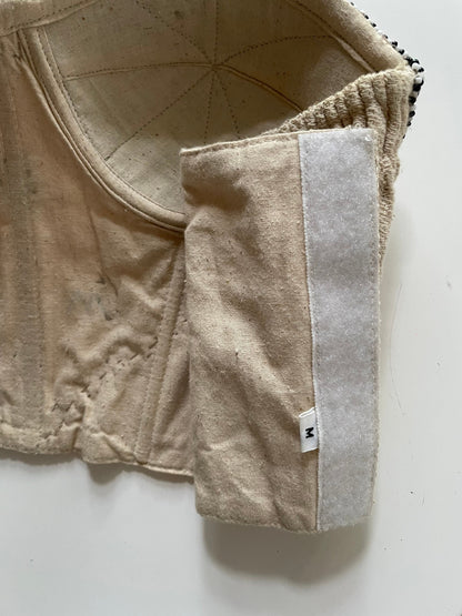 Shell-Decorated Heart Shaped Bustier — additional view 10