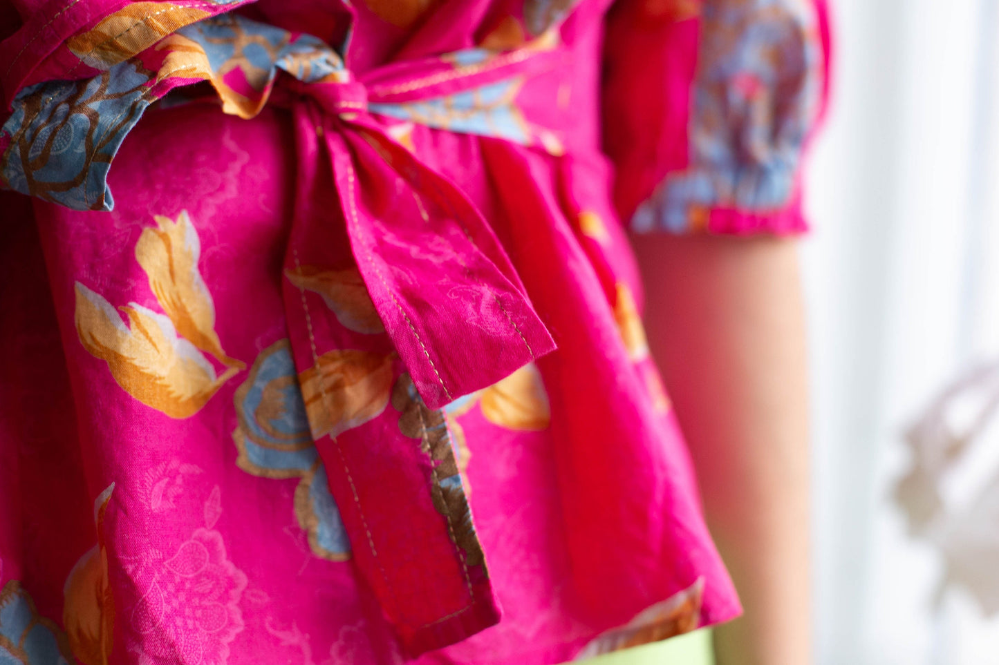 Vintage 80s Floral Blouse Women’s Puff Sleeve Top, Vibrant Summer Retro 60s Style Handmade Cotton Blouse with Waist Tie & Gold Seam