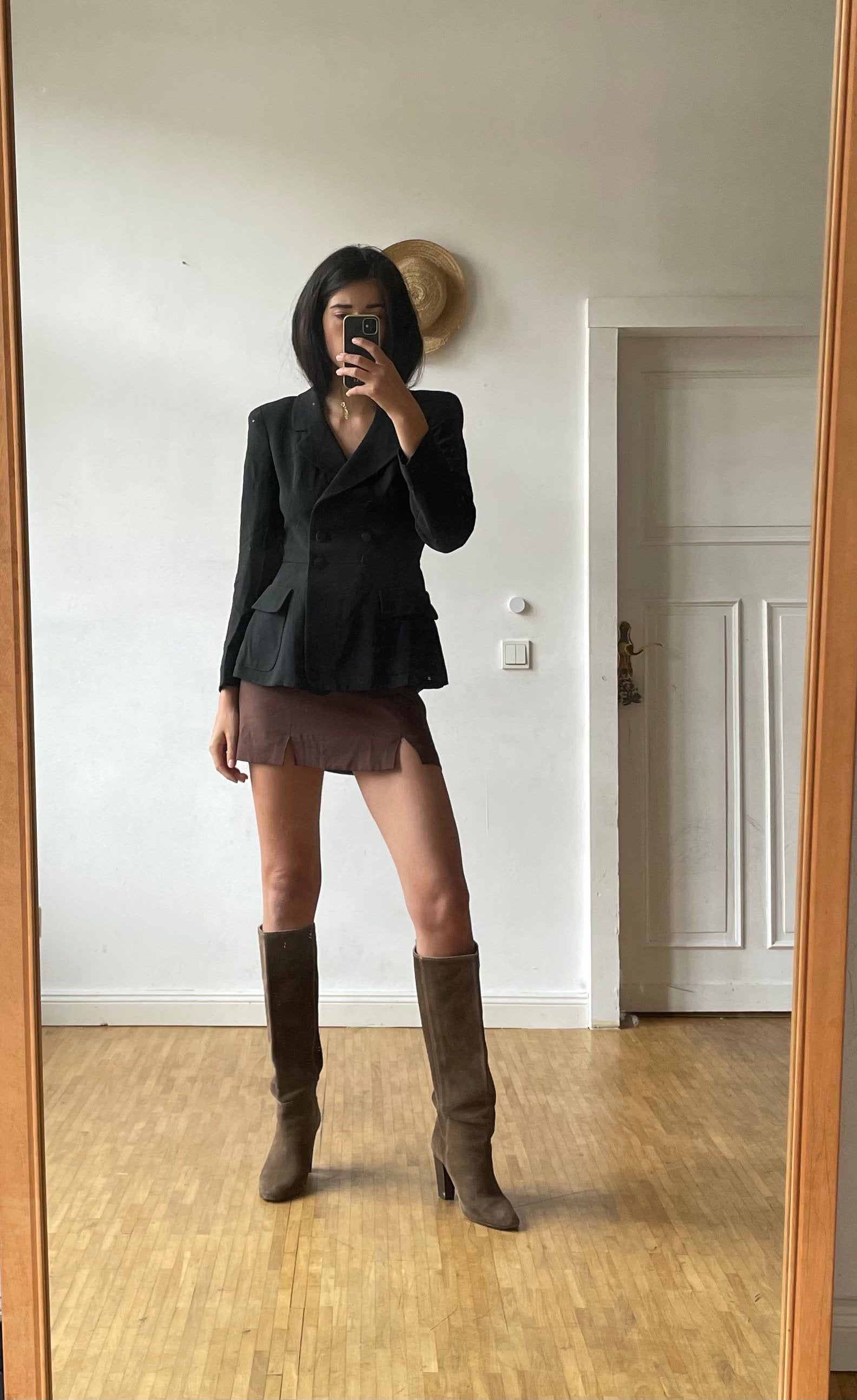 Vintage Moschino Cheap and Chic black blazer fitted double breasted jacket 90s Naomi Campbell minimal boss look officewear street chic