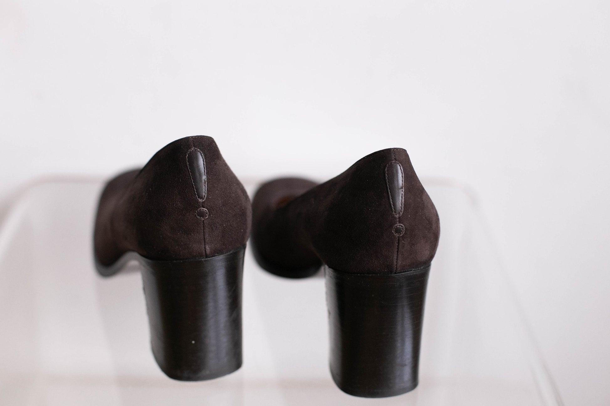Vintage Chocolate Brown Suede Leather Pumps — additional view 5