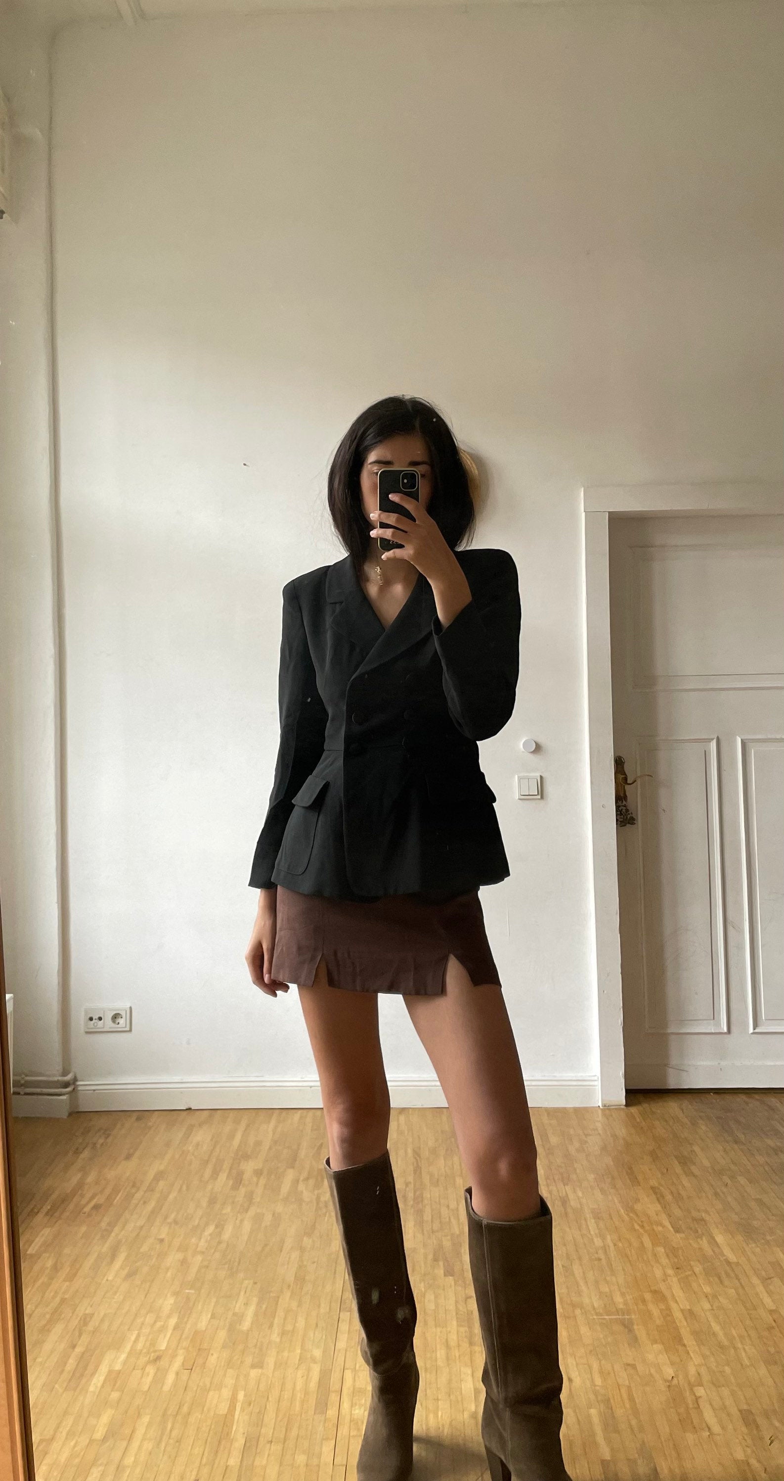 Vintage Moschino Cheap and Chic black blazer fitted double breasted jacket 90s Naomi Campbell minimal boss look officewear street chic