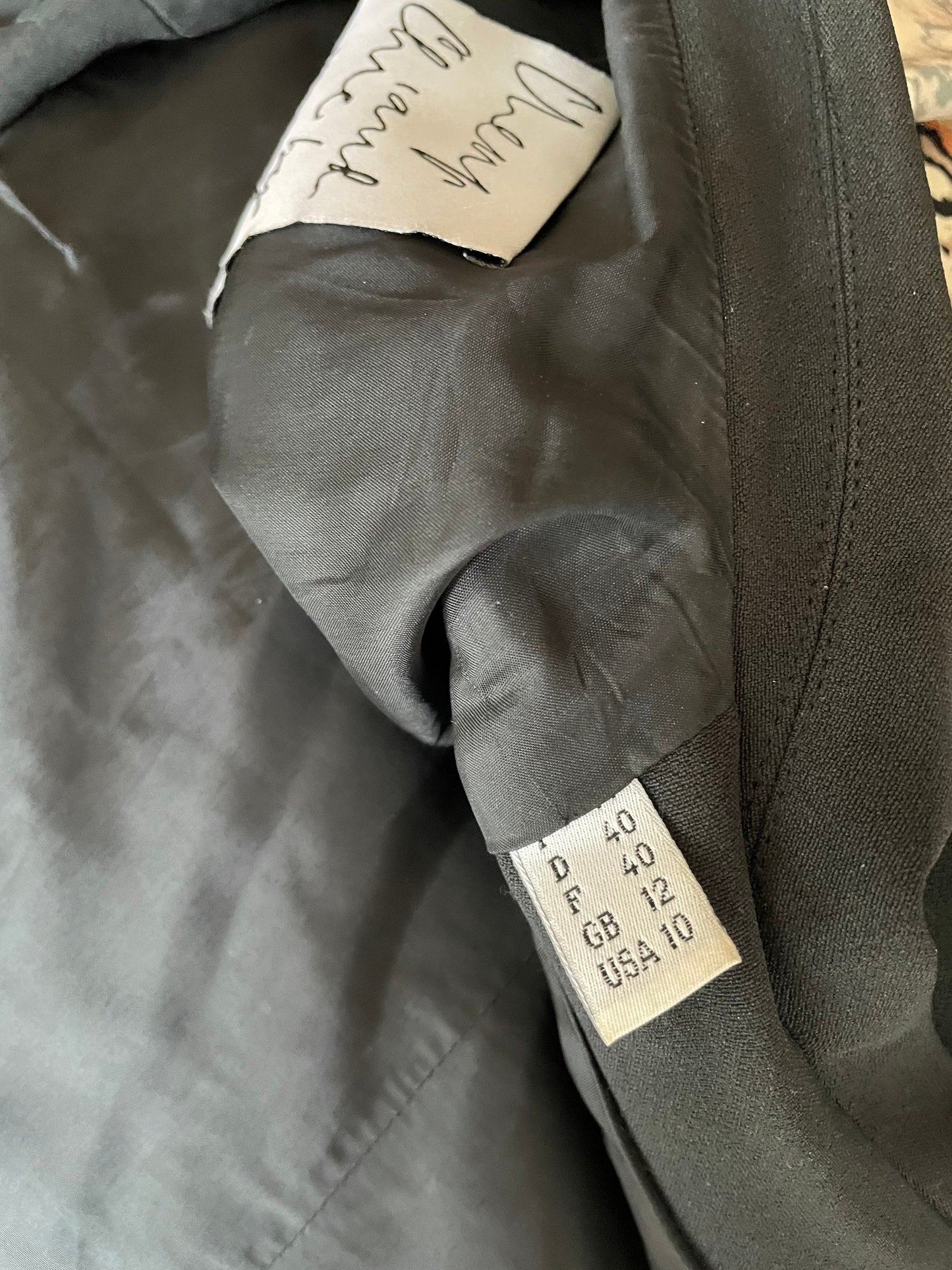 Vintage Moschino Cheap and Chic black blazer fitted double breasted jacket 90s Naomi Campbell minimal boss look officewear street chic