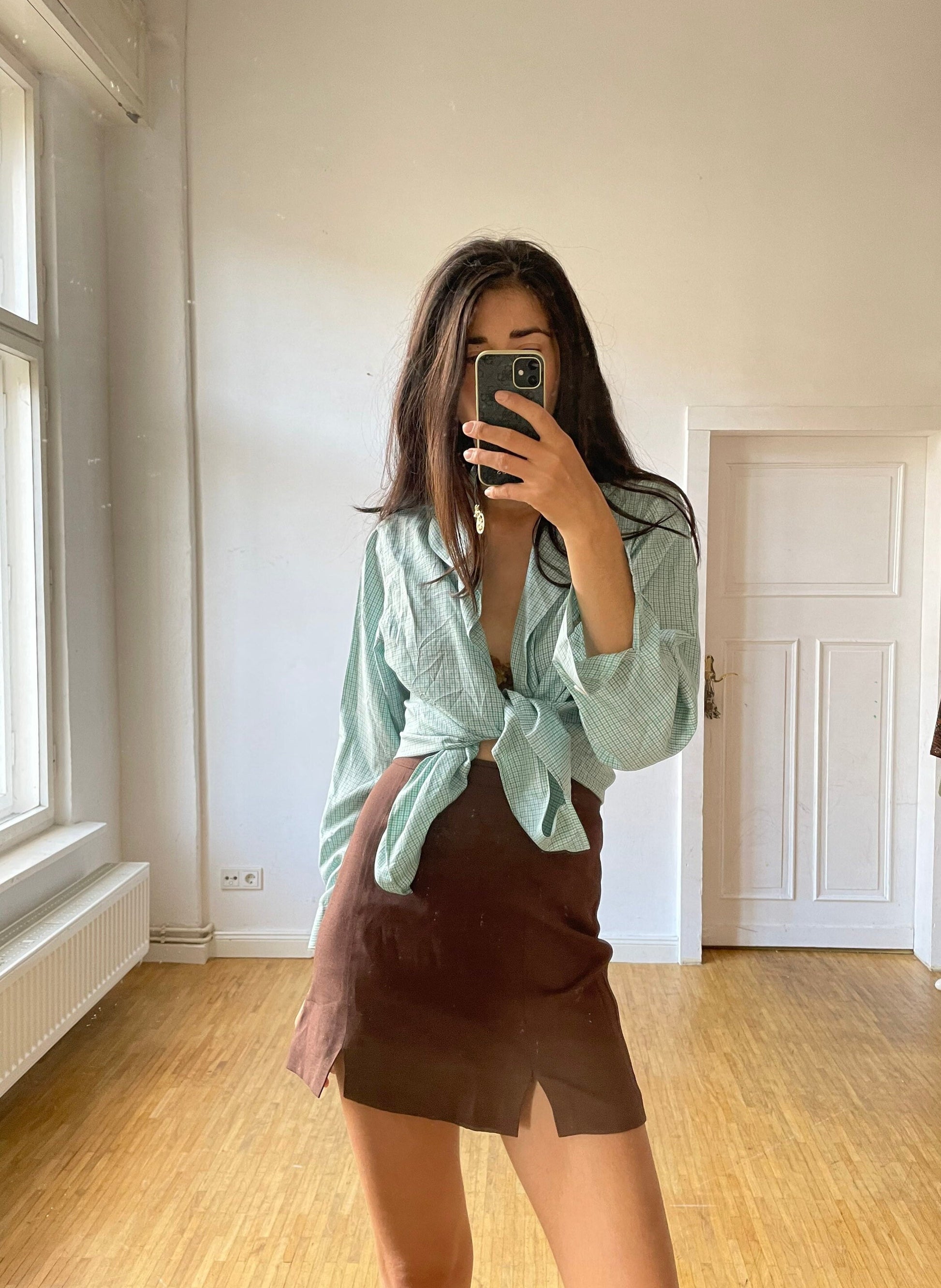 Vintage Balloon brand button-down shirt in green gingham pure silk, oversized soft drape blouse, wearable as crop tie top, Jane Birkin style