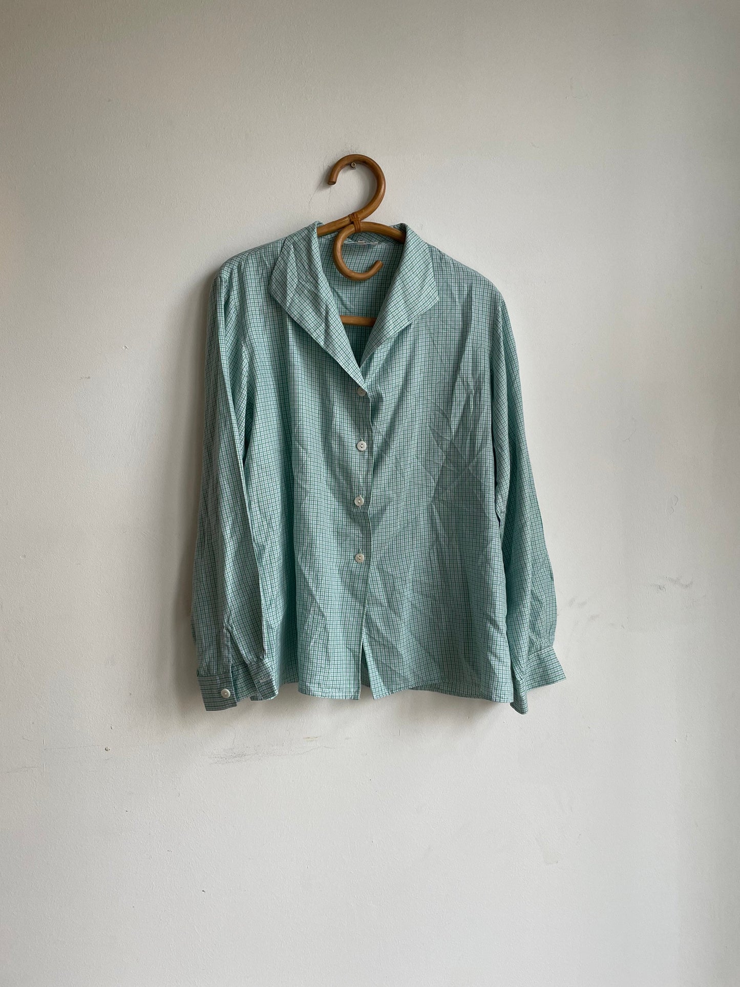 Vintage Balloon brand button-down shirt in green gingham pure silk, oversized soft drape blouse, wearable as crop tie top, Jane Birkin style